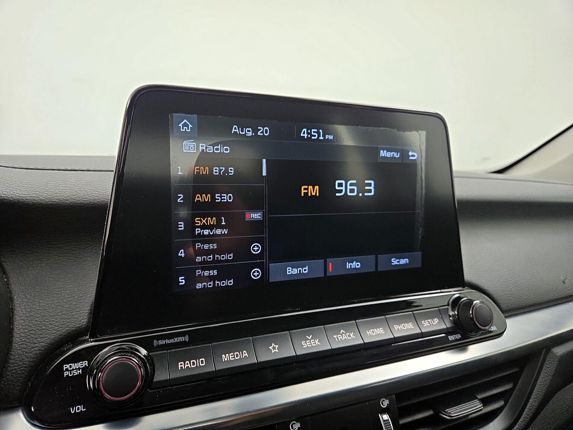 Thumbnail: 2019 Kia Forte - 15