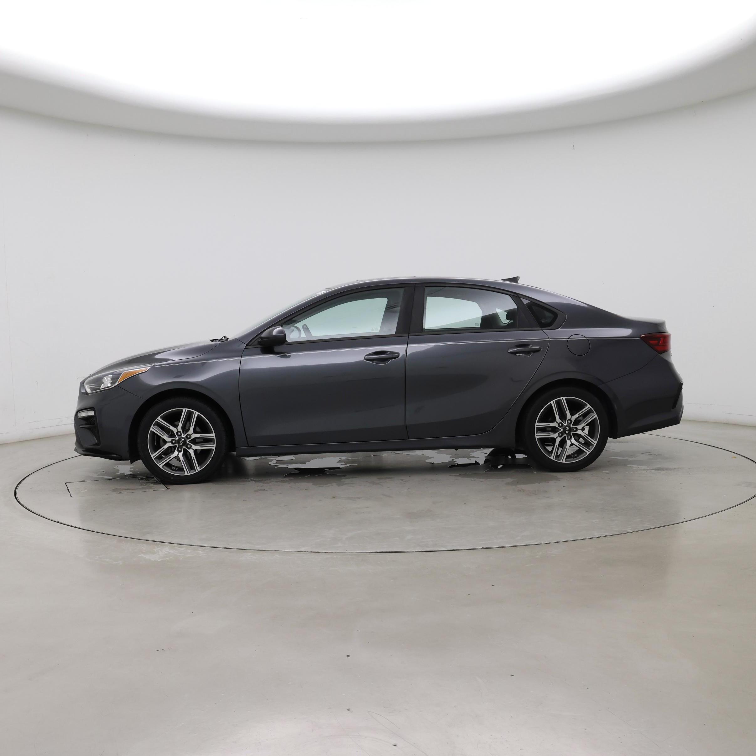 Thumbnail: 2019 Kia Forte - 3