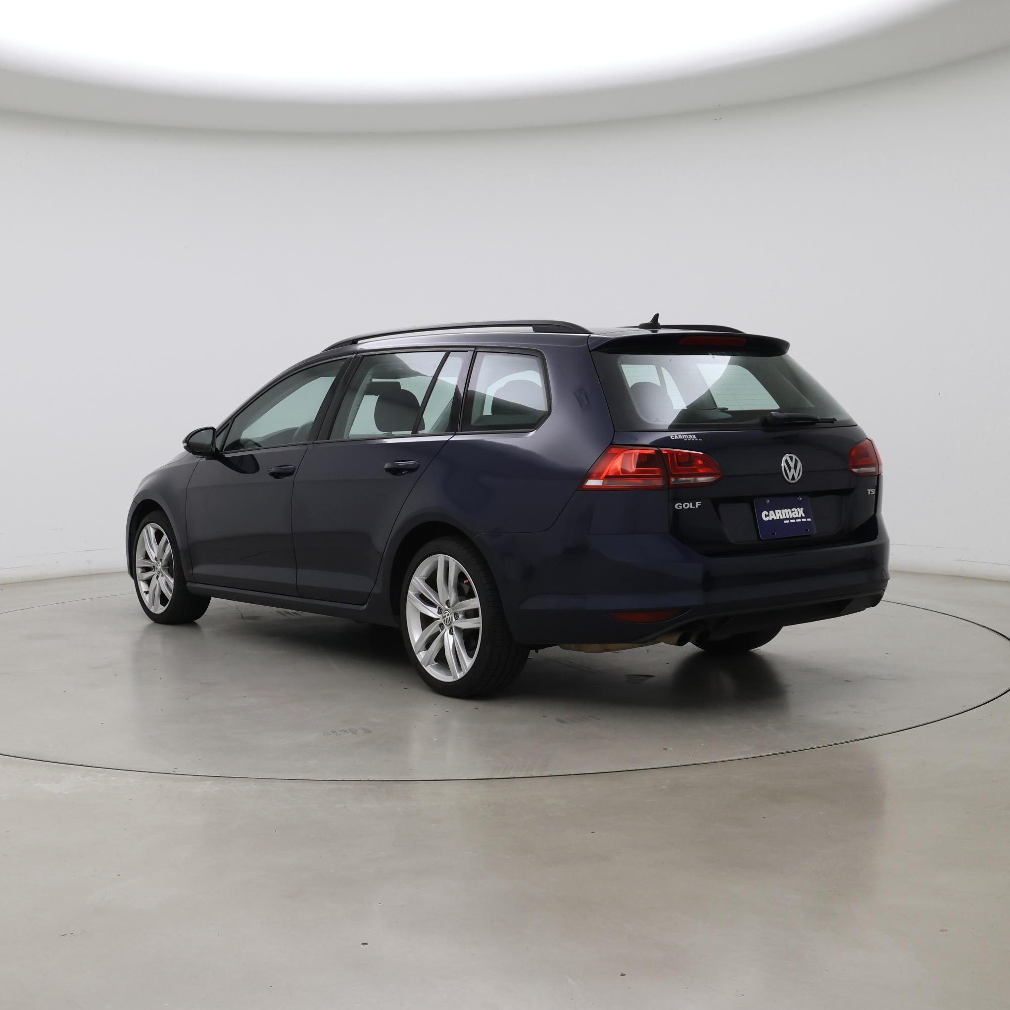 Thumbnail: 2016 Volkswagen Golf - 2