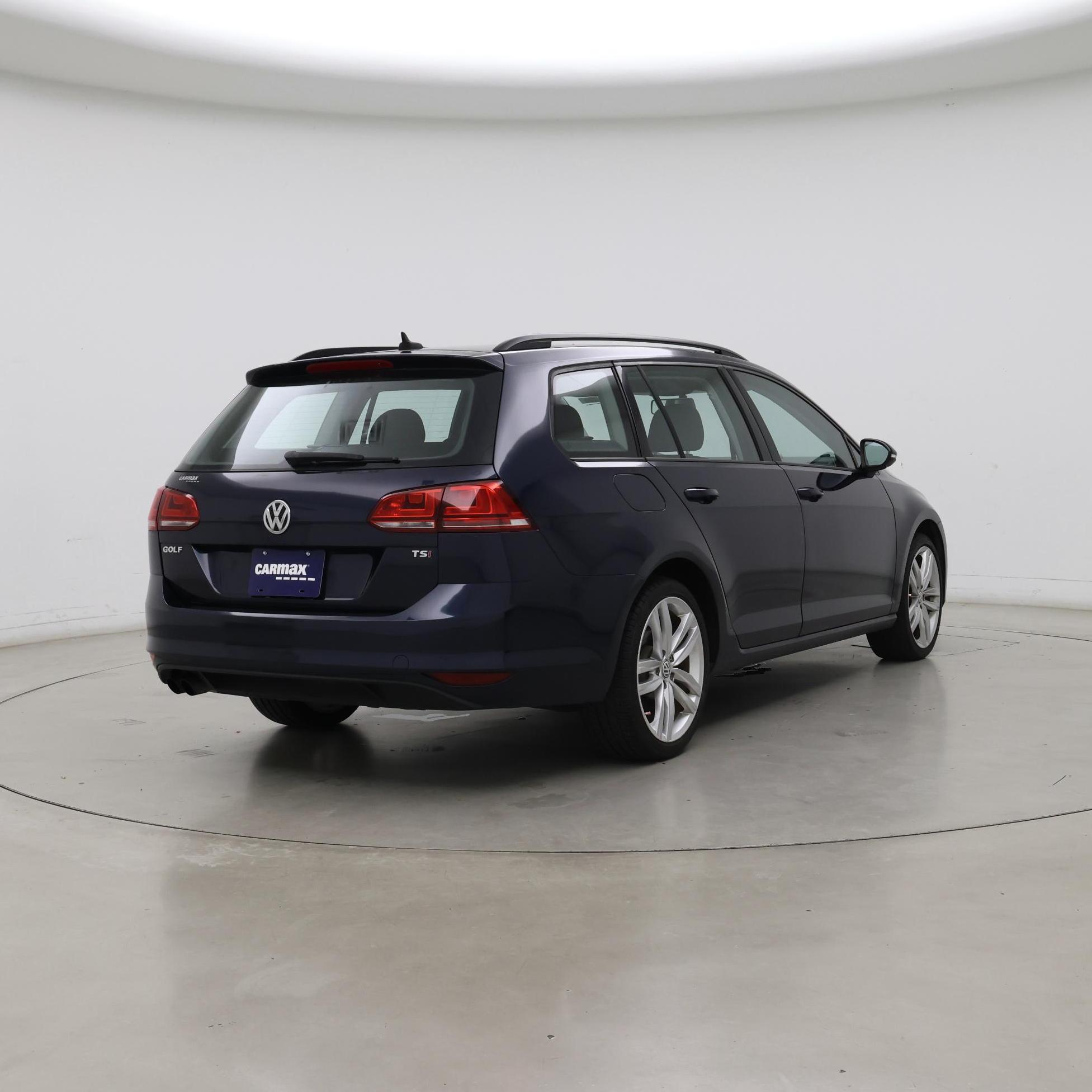 Thumbnail: 2016 Volkswagen Golf - 8