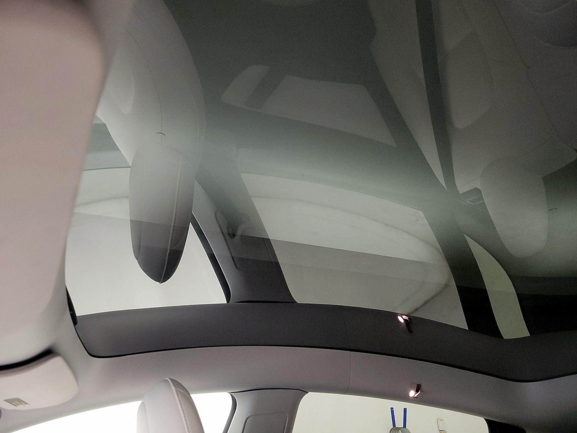 Thumbnail: 2021 Tesla Model Y - 19