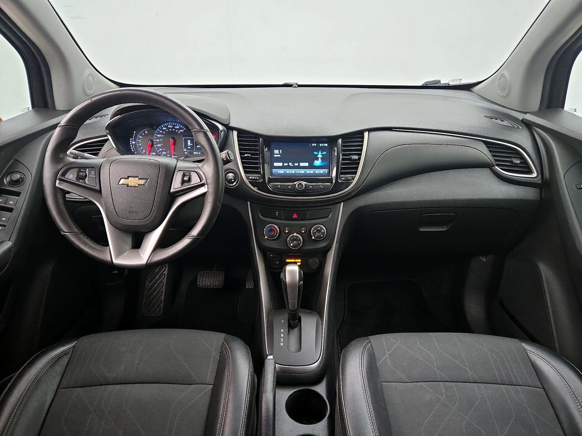 Thumbnail: 2017 Chevrolet Trax - 9