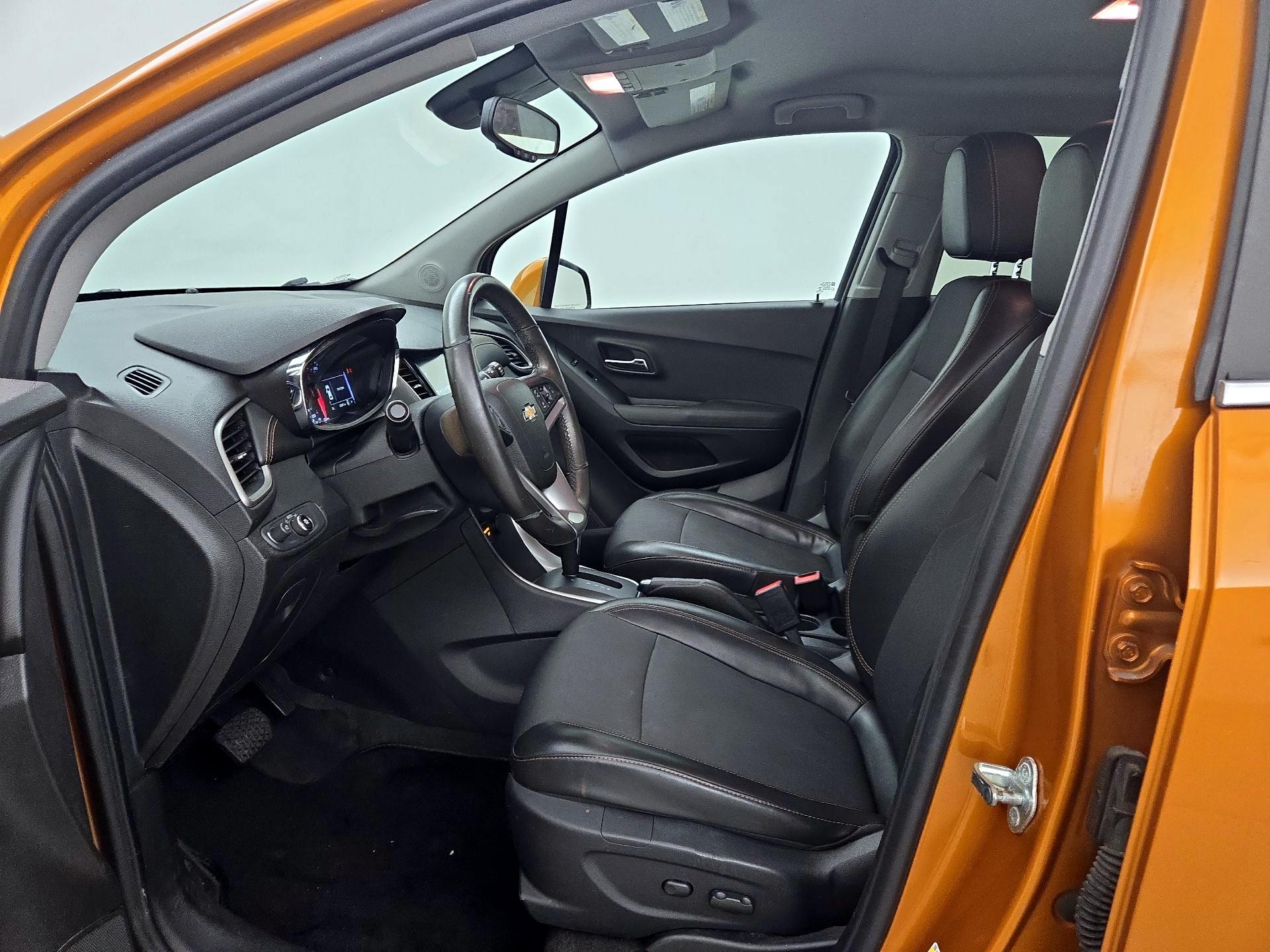Thumbnail: 2017 Chevrolet Trax - 11