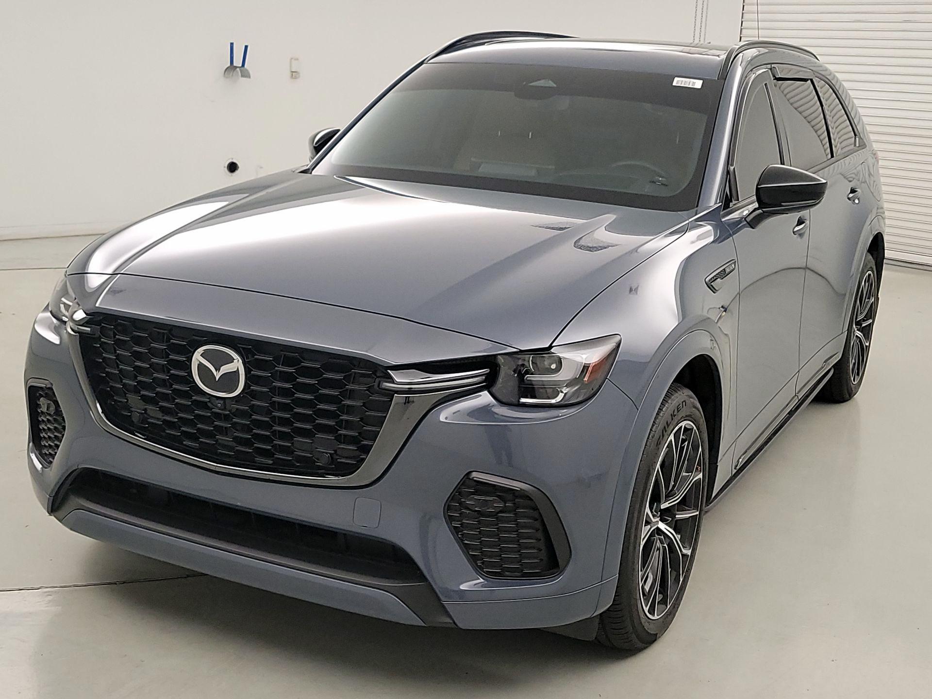 Thumbnail: 2025 Mazda CX-70 - 3