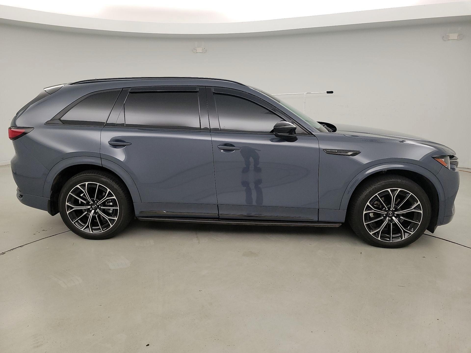 Thumbnail: 2025 Mazda CX-70 - 4