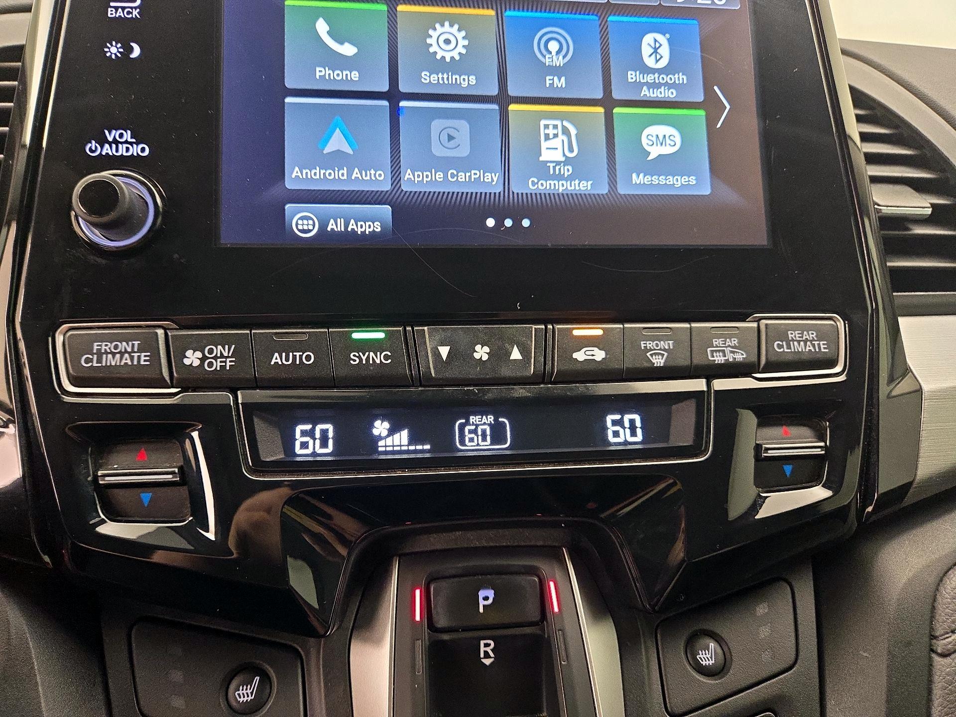 Thumbnail: 2018 Honda Odyssey - 16