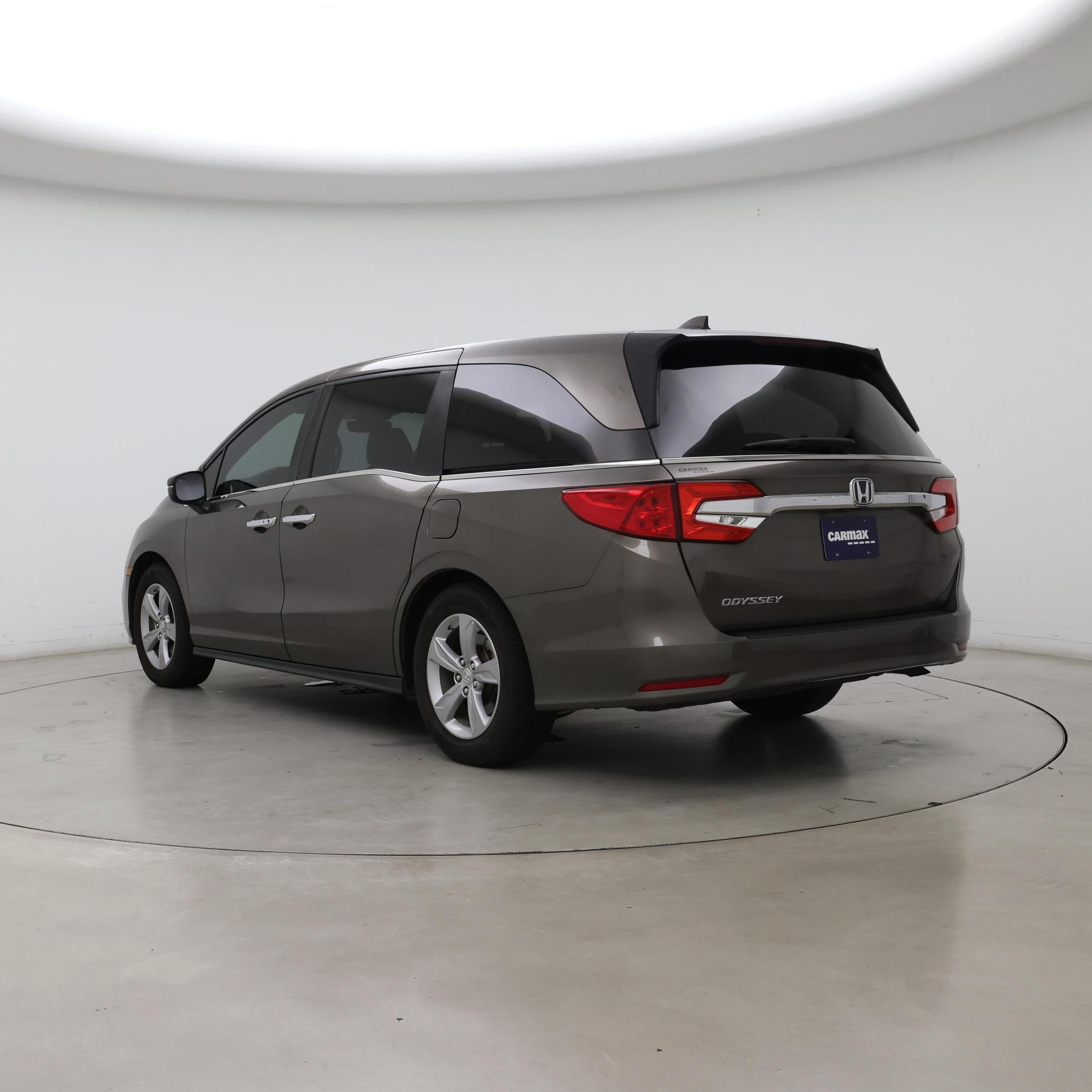 Thumbnail: 2018 Honda Odyssey - 2