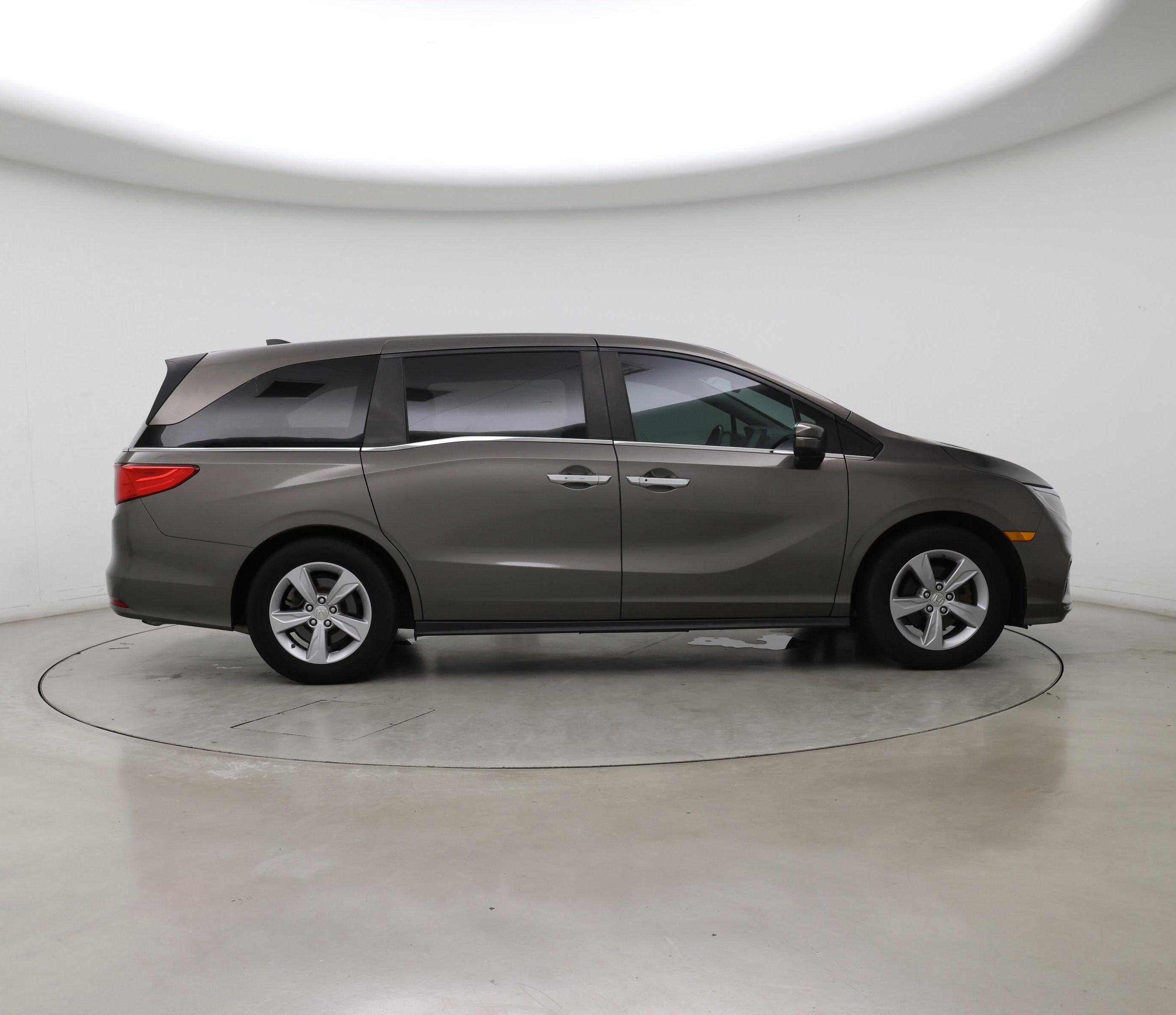 Thumbnail: 2018 Honda Odyssey - 7