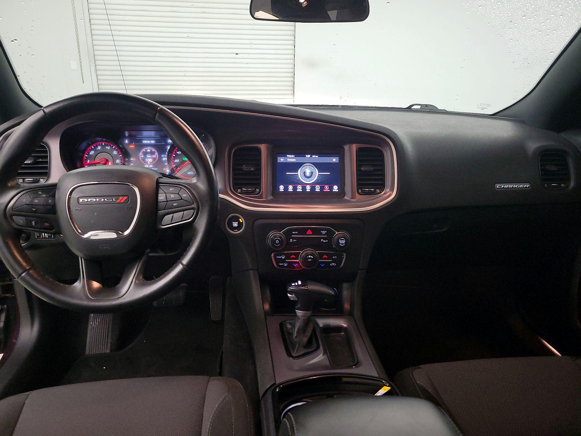 Thumbnail: 2021 Dodge Charger - 9