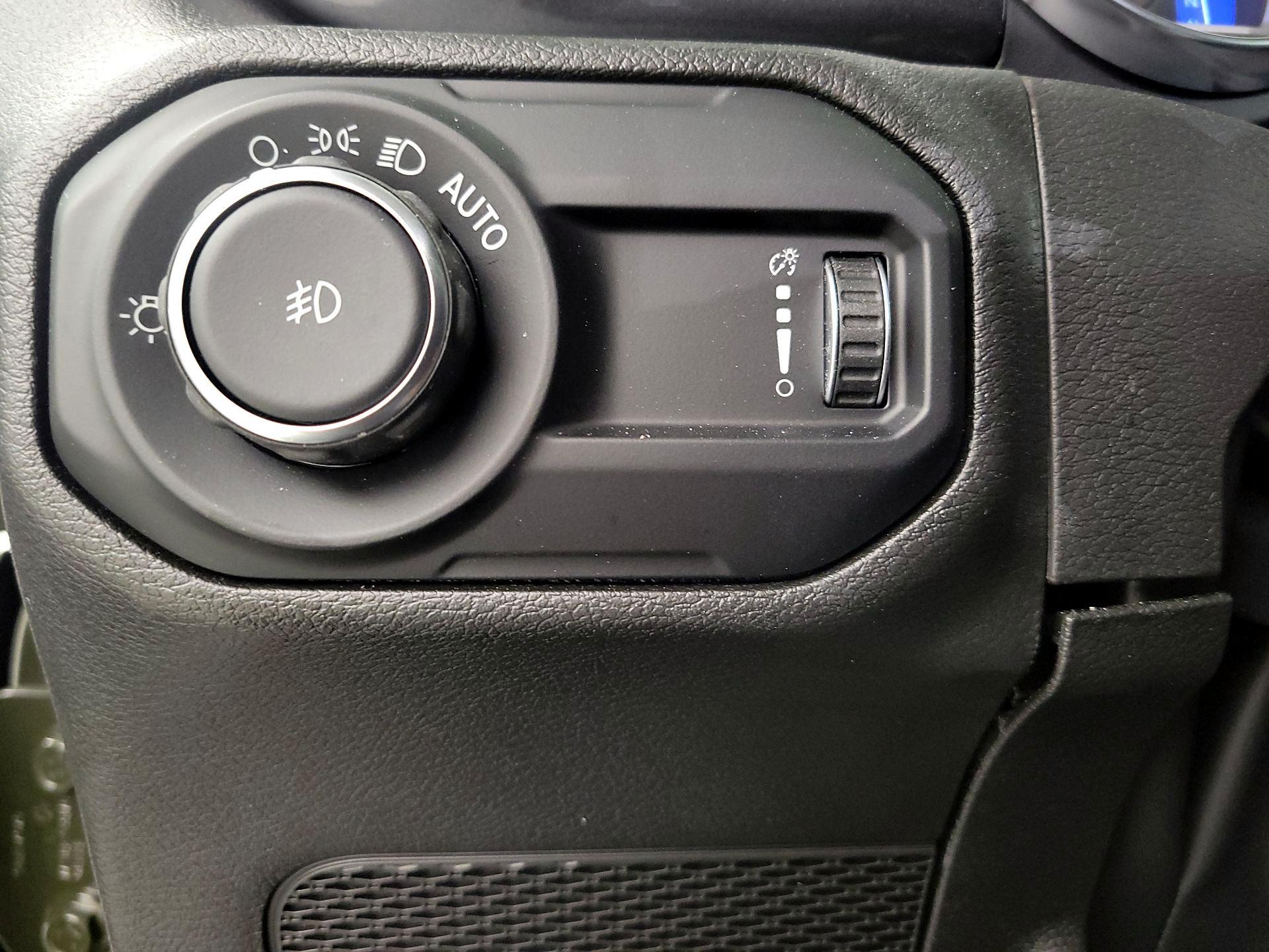 Thumbnail: 2023 Jeep Wrangler - 11