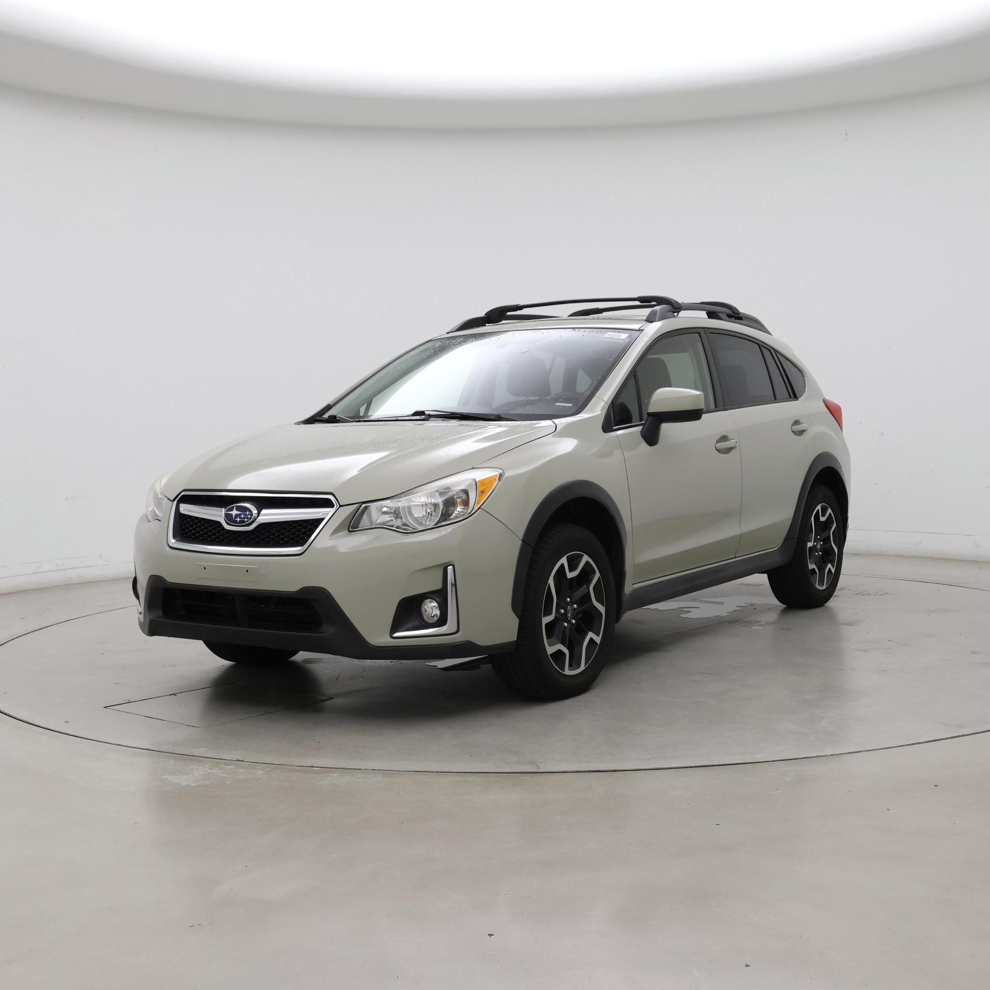 Thumbnail: 2017 Subaru Crosstrek - 4
