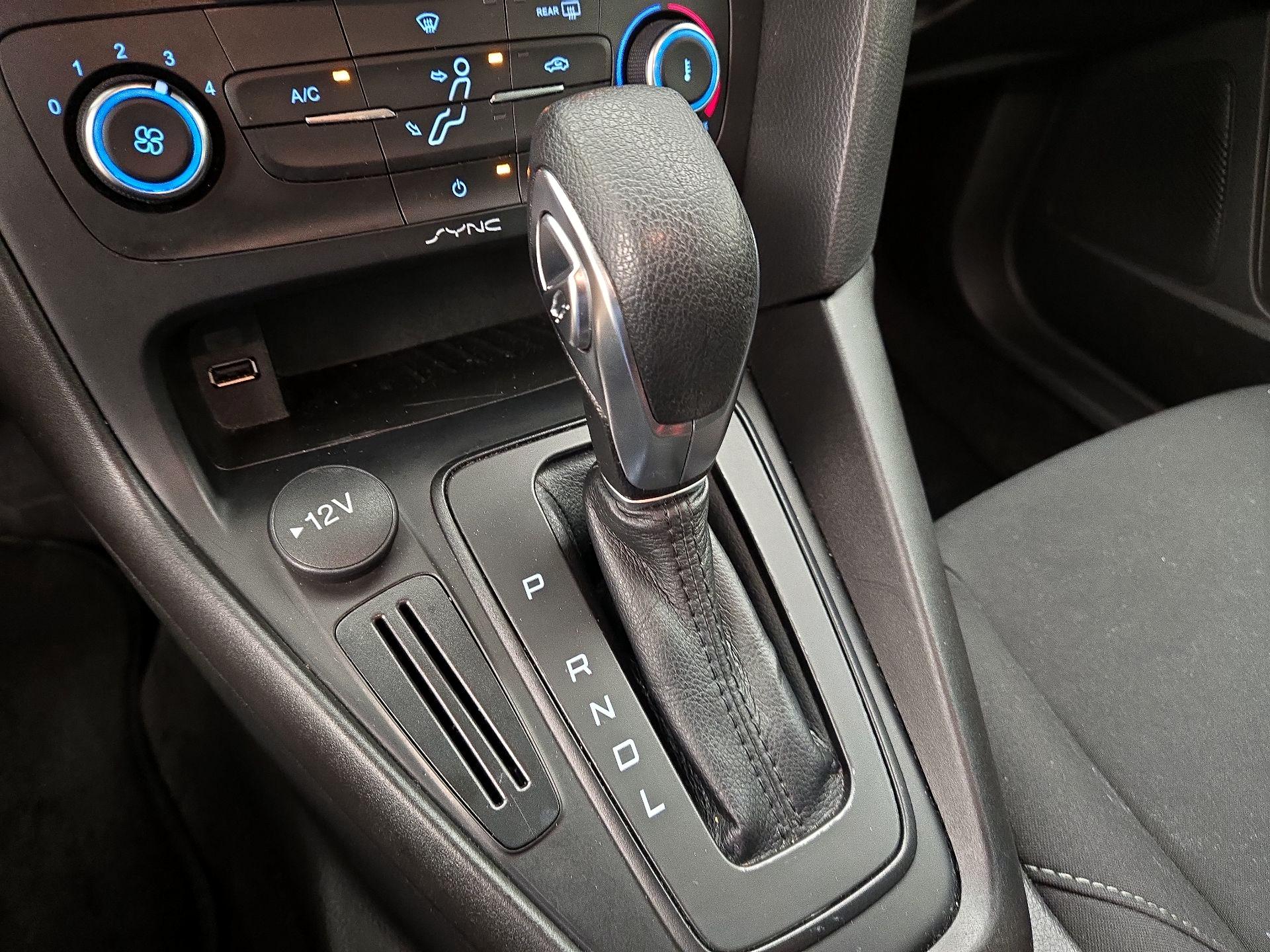 Thumbnail: 2018 Ford Focus - 17