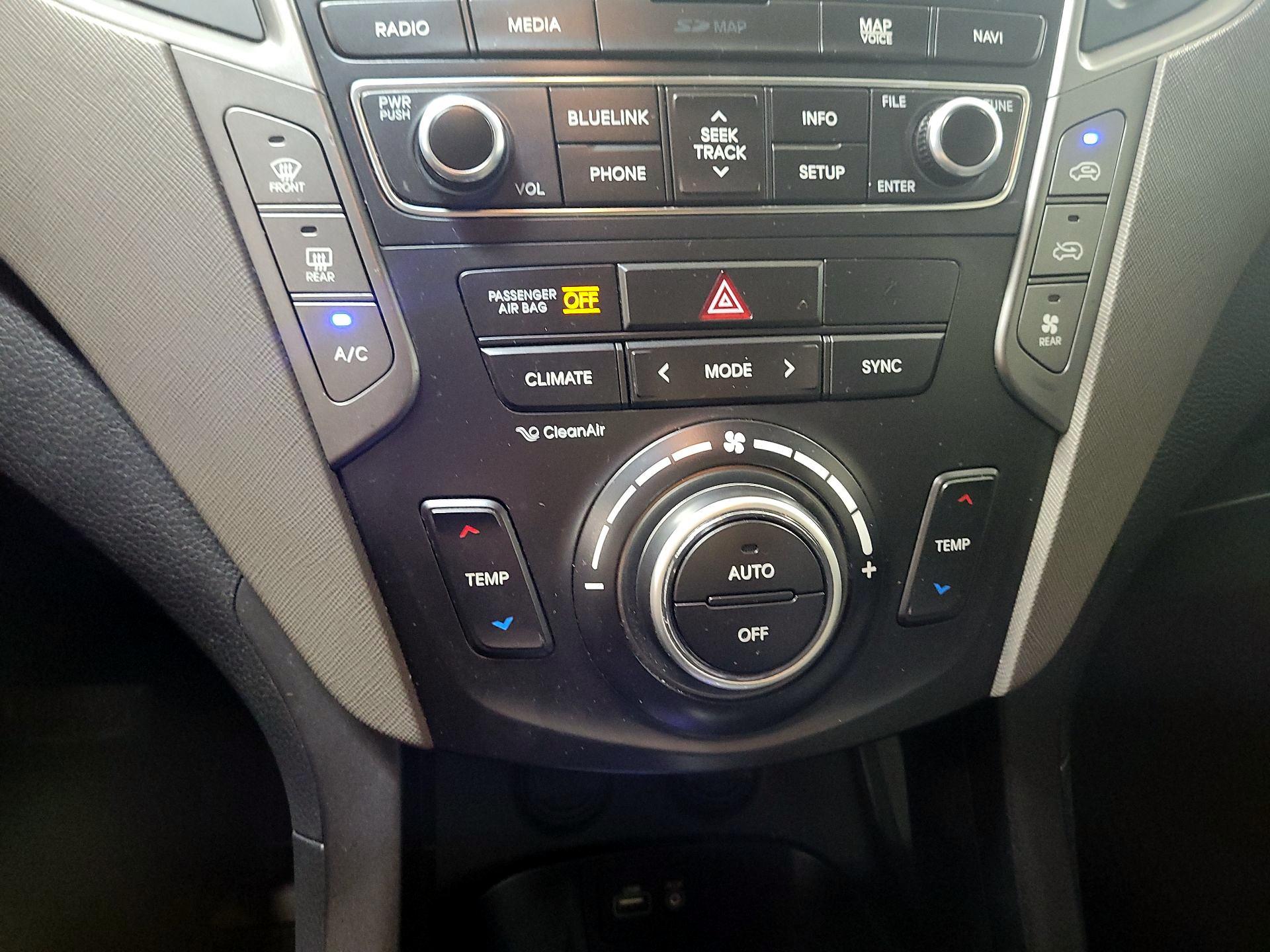Thumbnail: 2017 Hyundai Santa Fe - 16