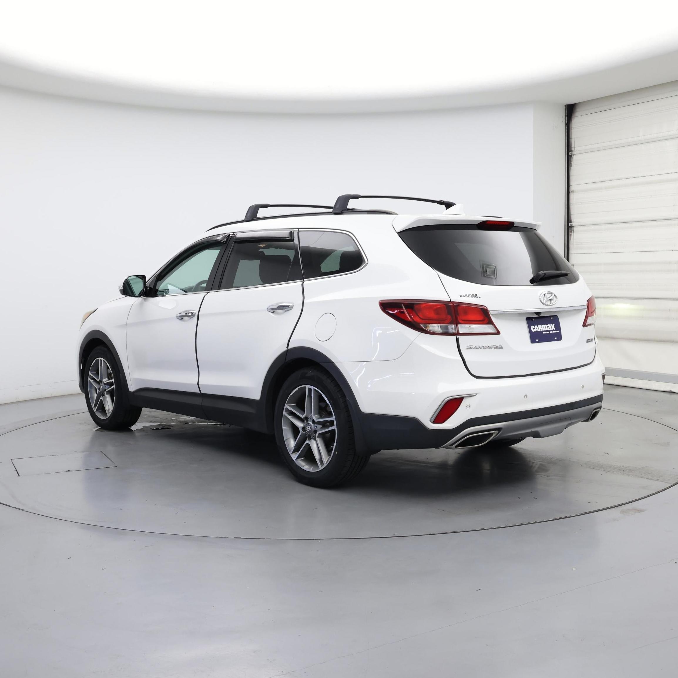 Thumbnail: 2017 Hyundai Santa Fe - 2