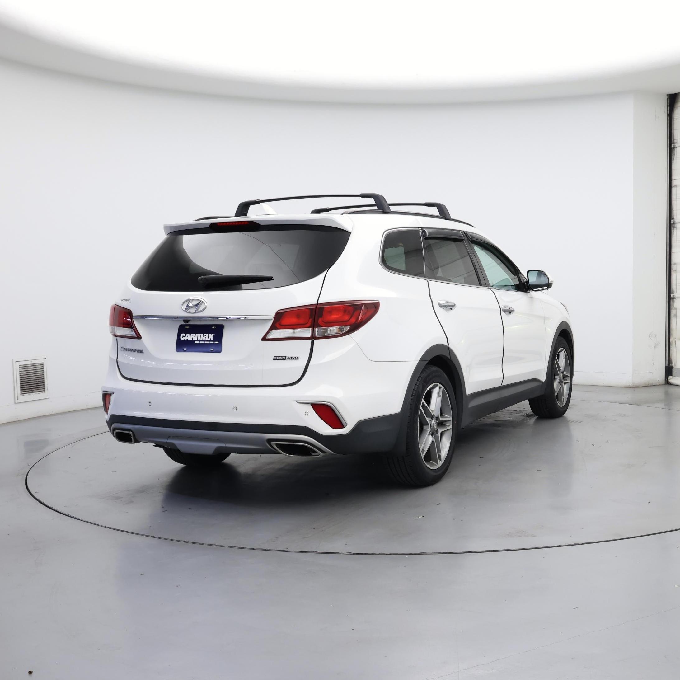 Thumbnail: 2017 Hyundai Santa Fe - 8