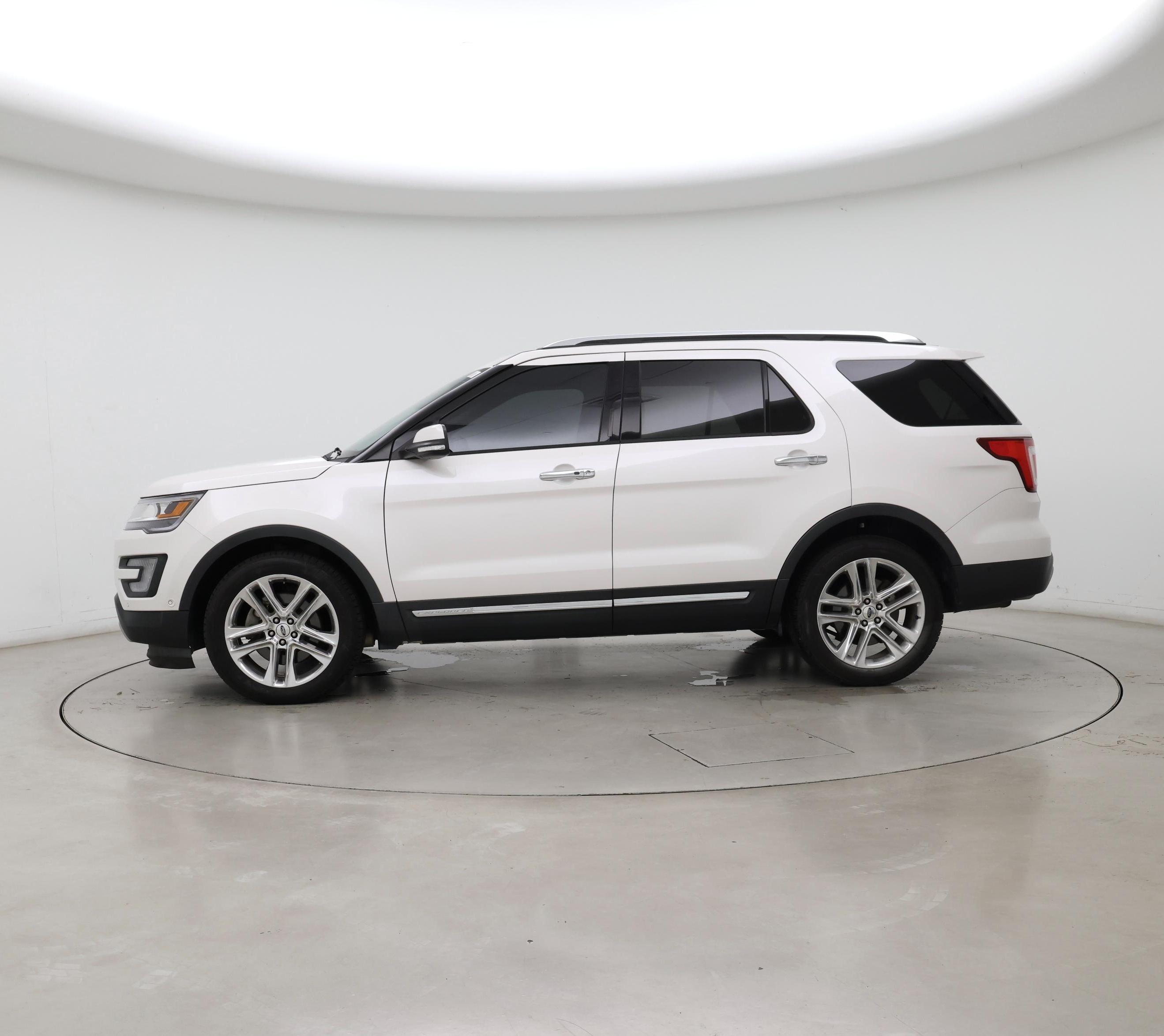 Thumbnail: 2017 Ford Explorer - 3