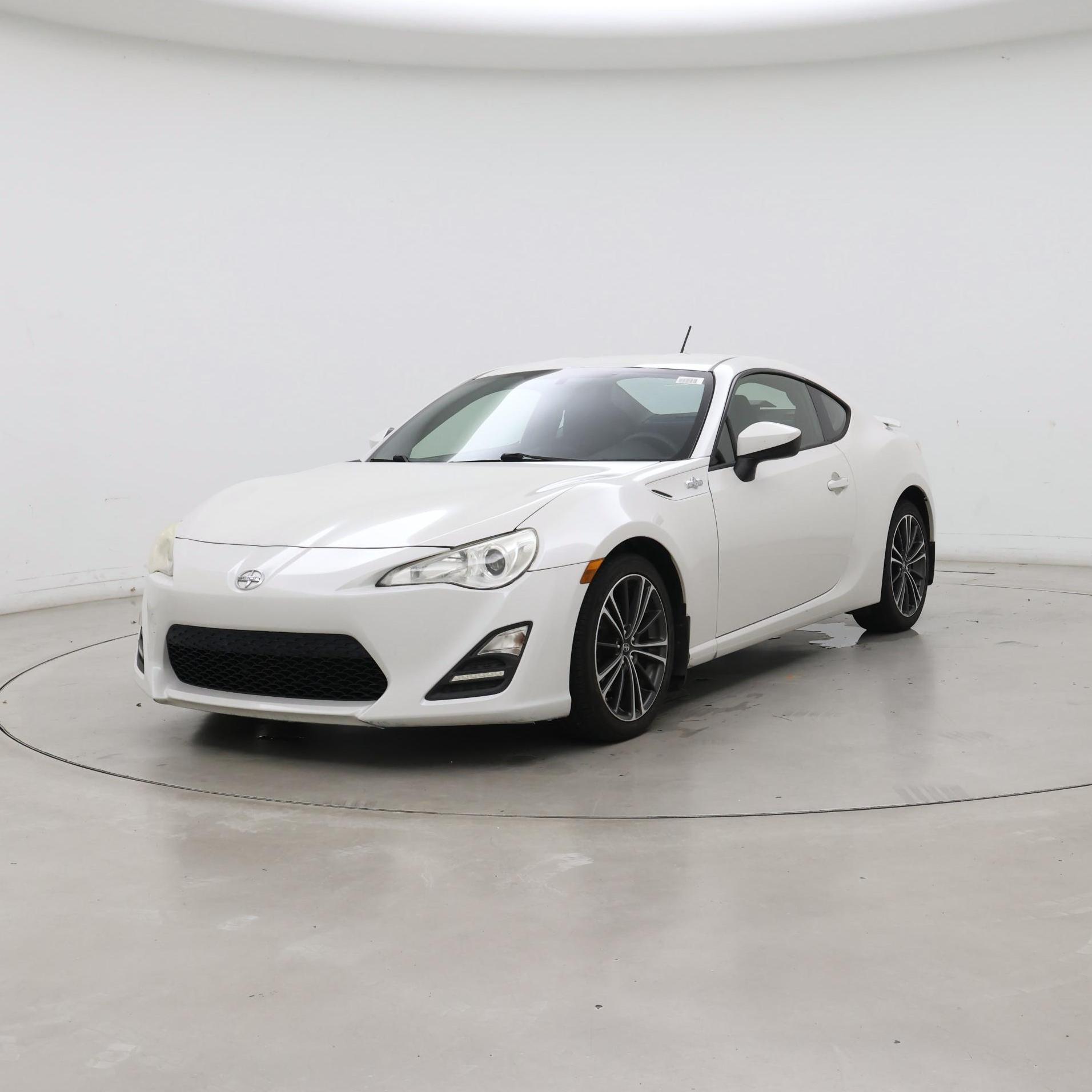 Thumbnail: 2014 Scion FR-S - 4