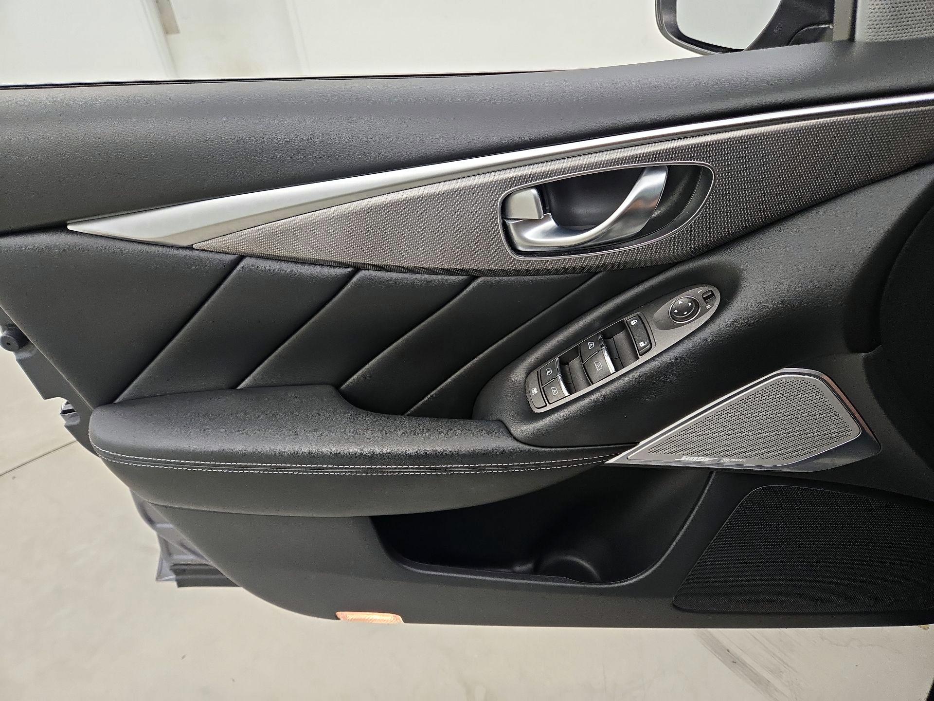 Thumbnail: 2017 INFINITI Q50 - 12