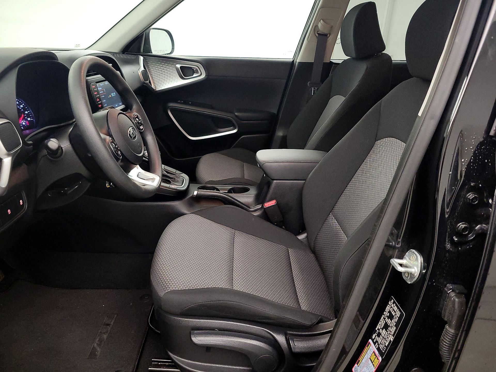 Thumbnail: 2020 Kia Soul - 11