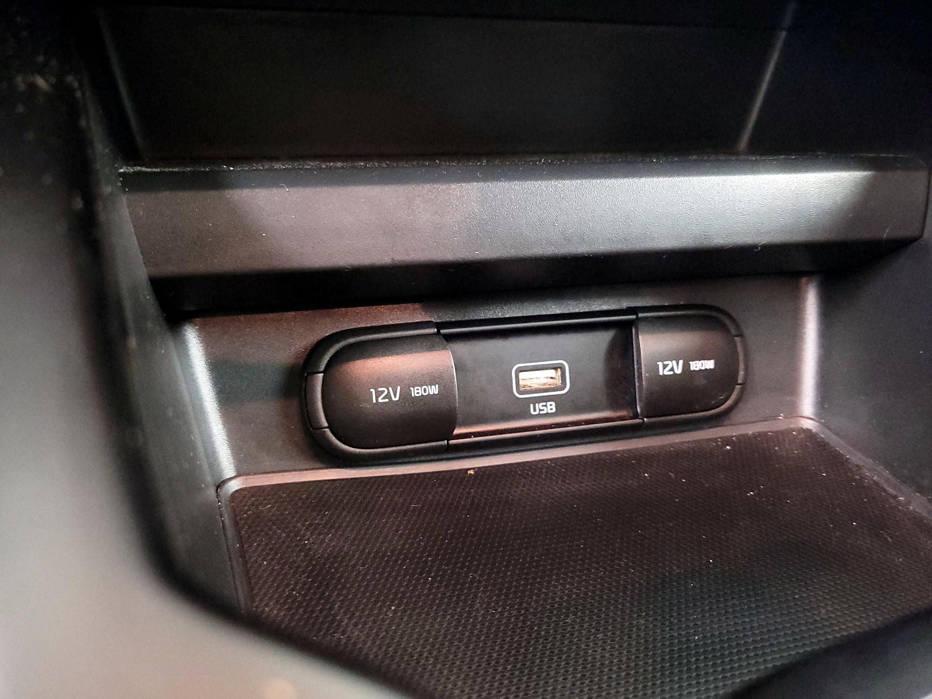 Thumbnail: 2020 Kia Soul - 18