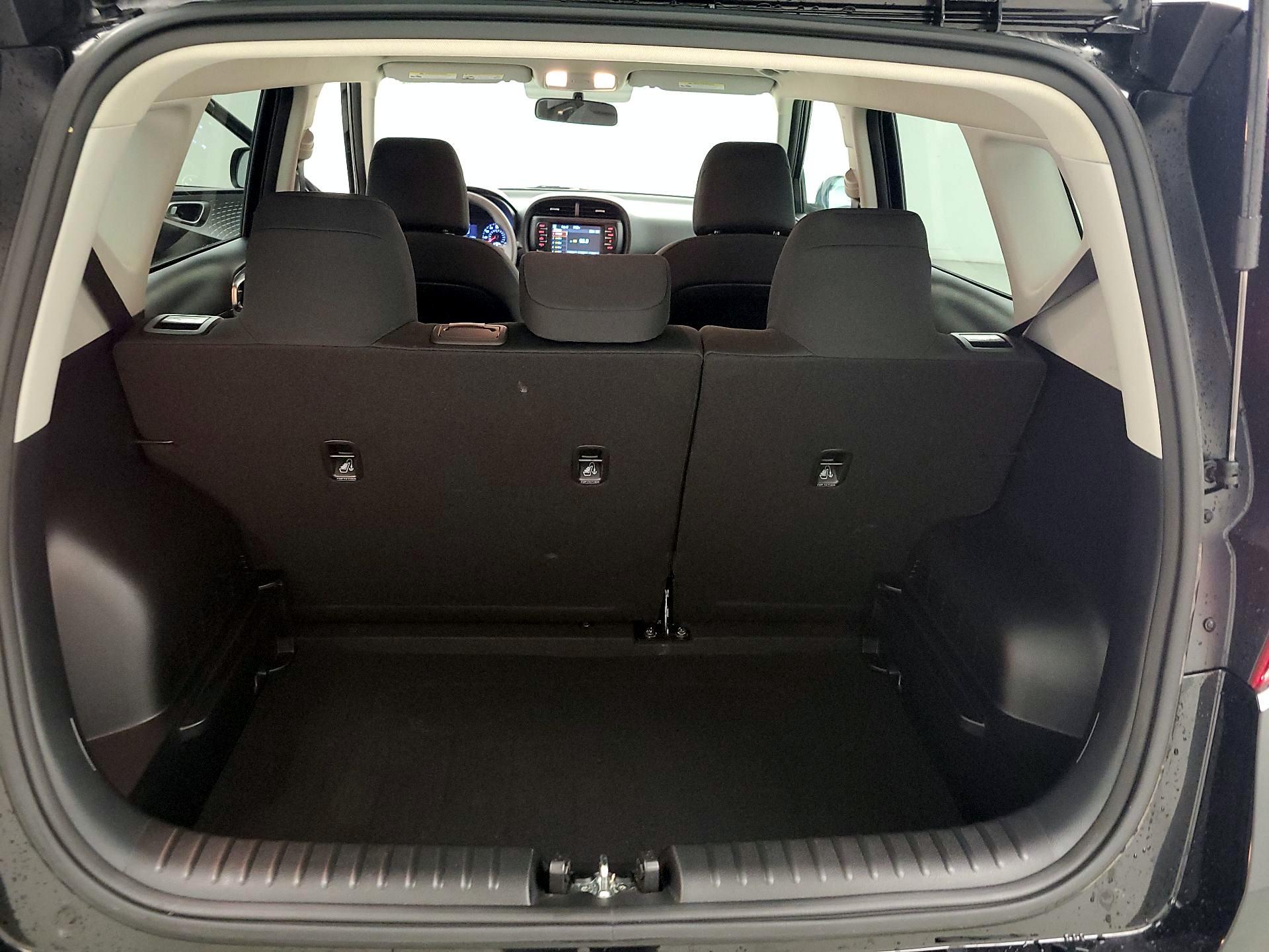 Thumbnail: 2020 Kia Soul - 20