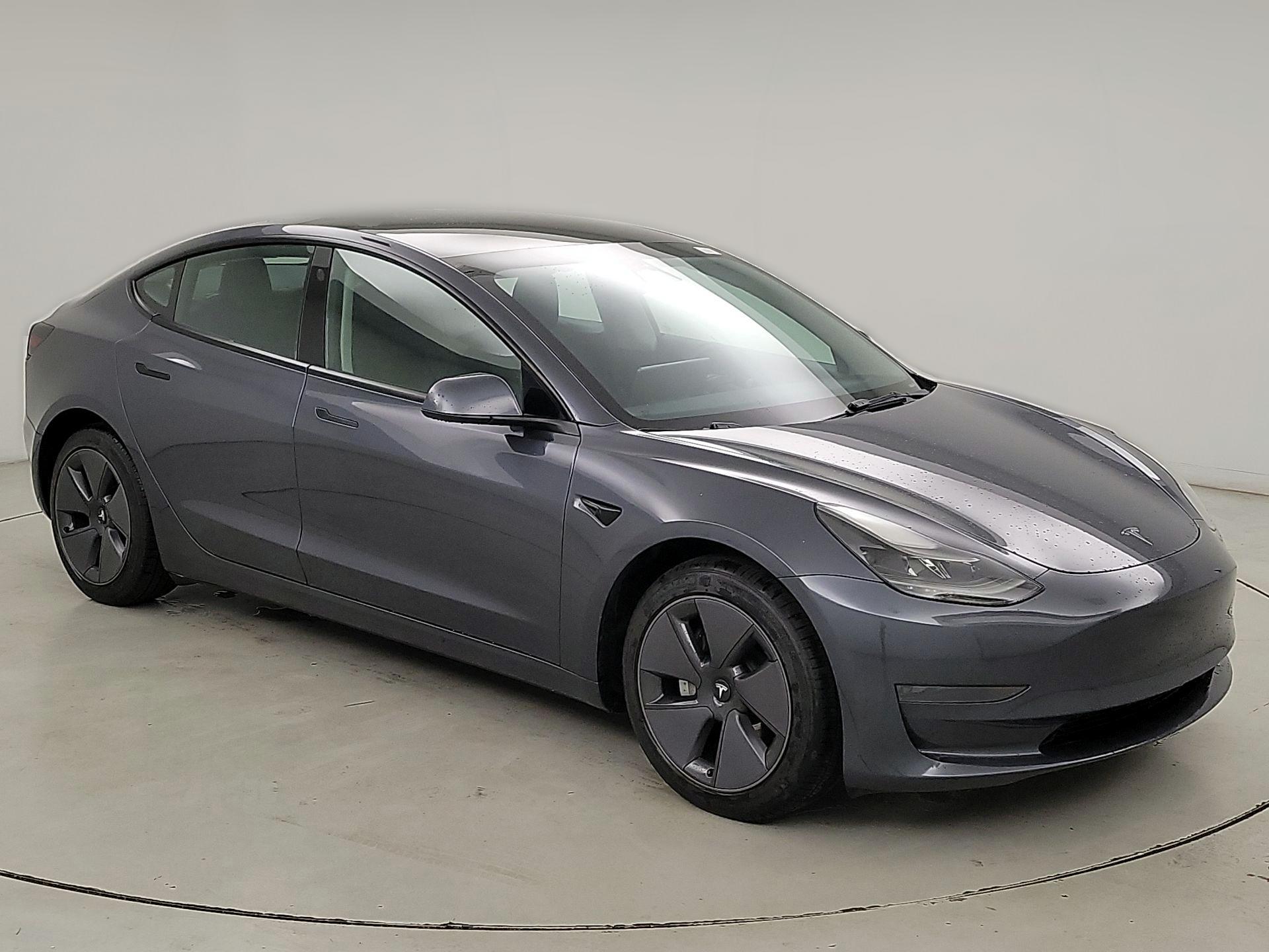 Thumbnail: 2023 Tesla Model 3 - 1