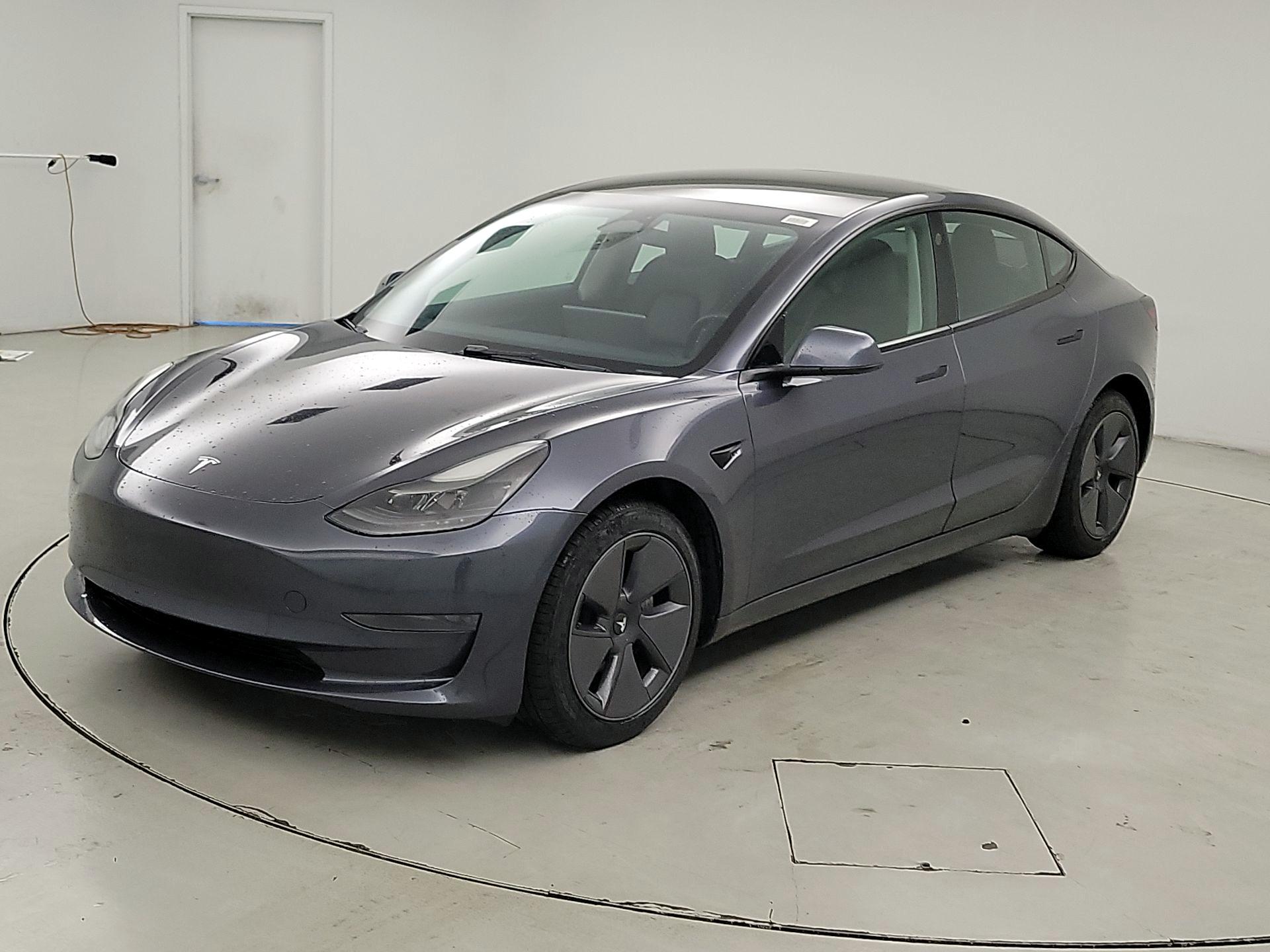 Thumbnail: 2023 Tesla Model 3 - 3
