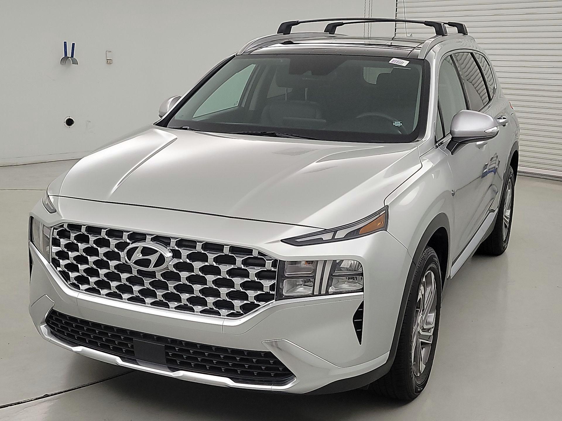 Thumbnail: 2022 Hyundai Santa Fe - 3