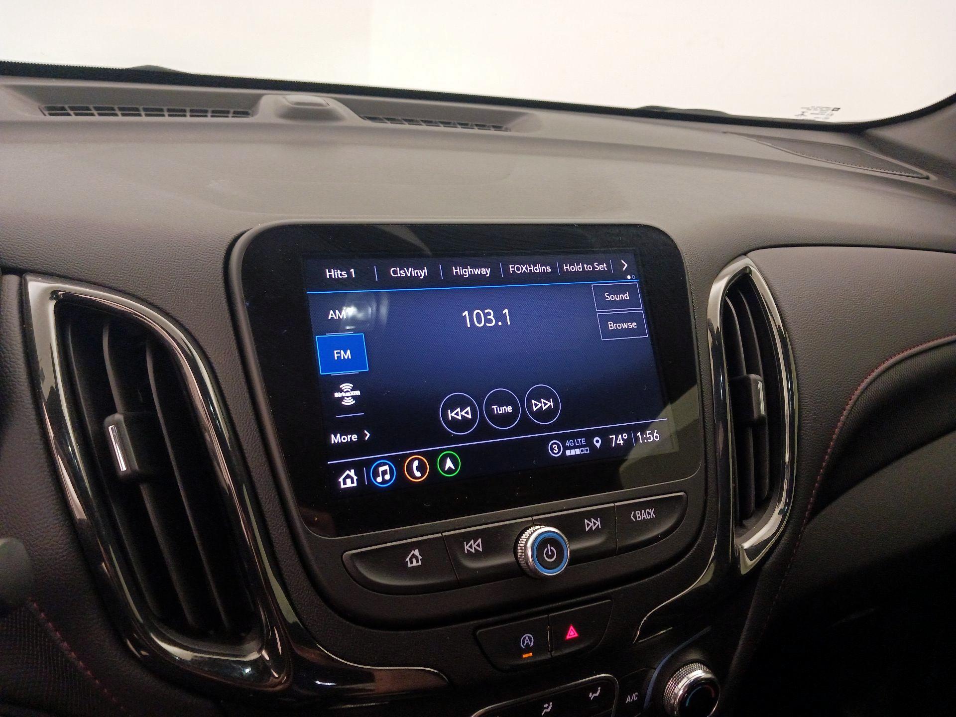 Thumbnail: 2022 Chevrolet Equinox - 16