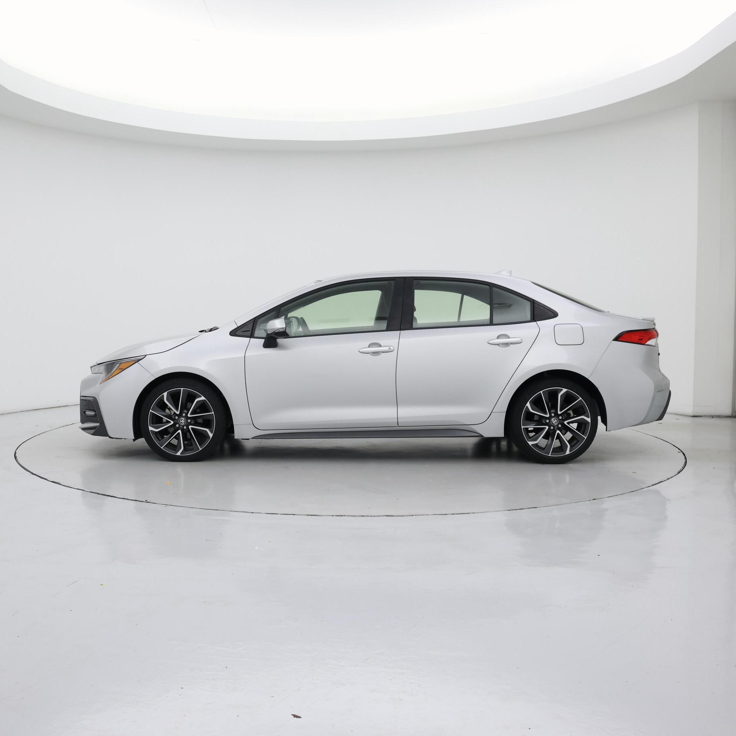 Thumbnail: 2021 Toyota Corolla - 3