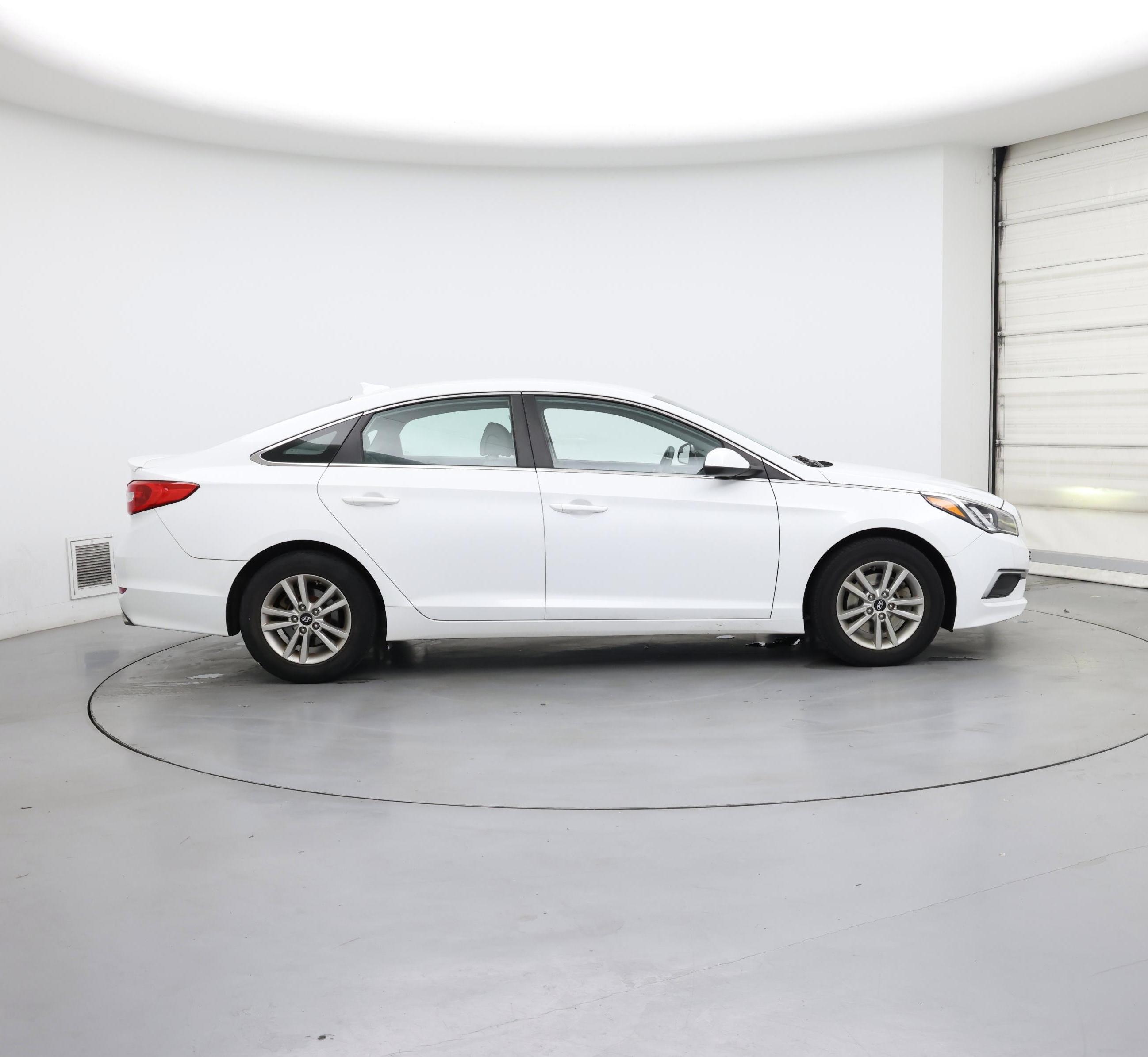 Thumbnail: 2017 Hyundai Sonata - 7