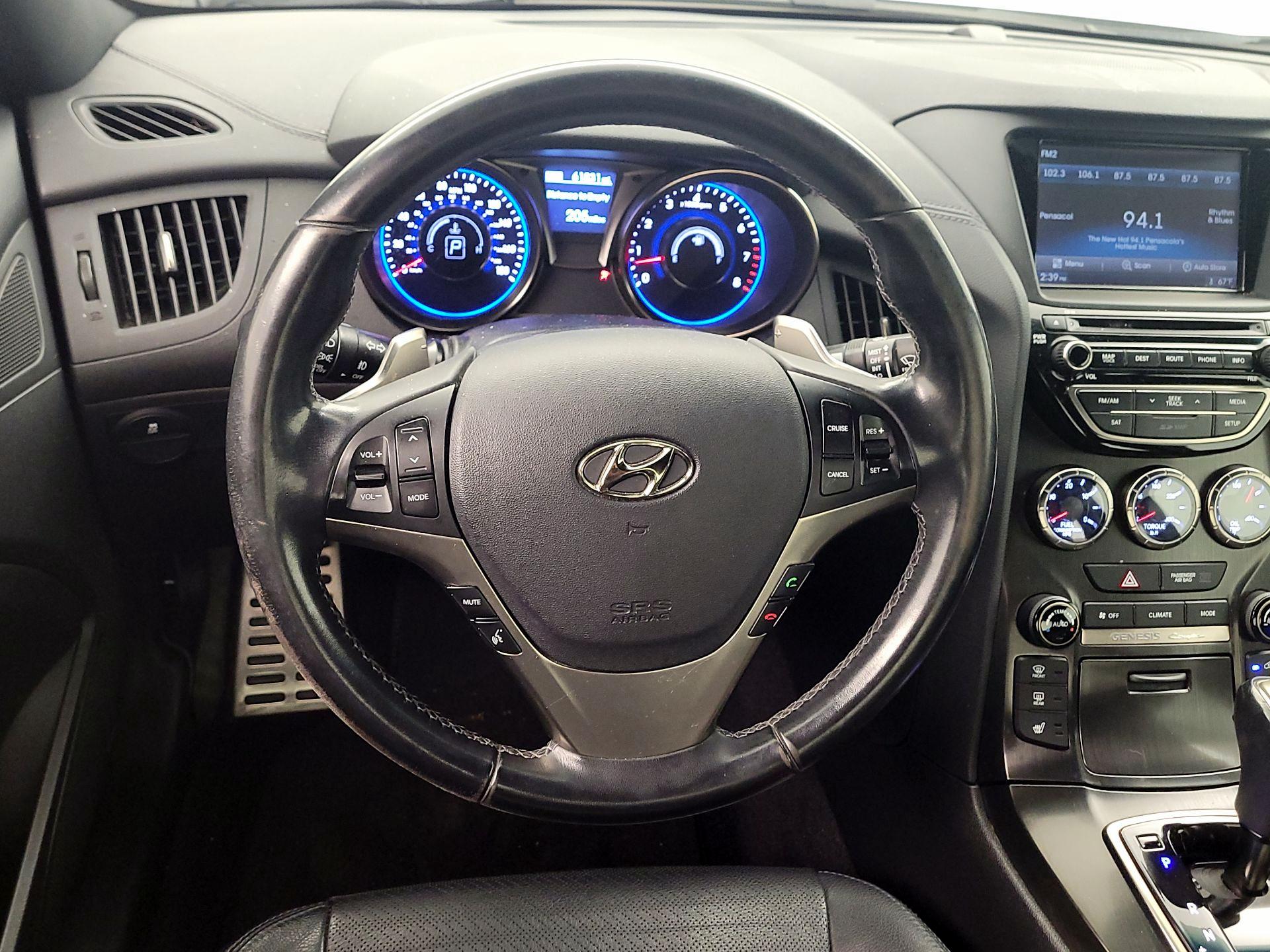 Thumbnail: 2016 Hyundai Genesis - 10