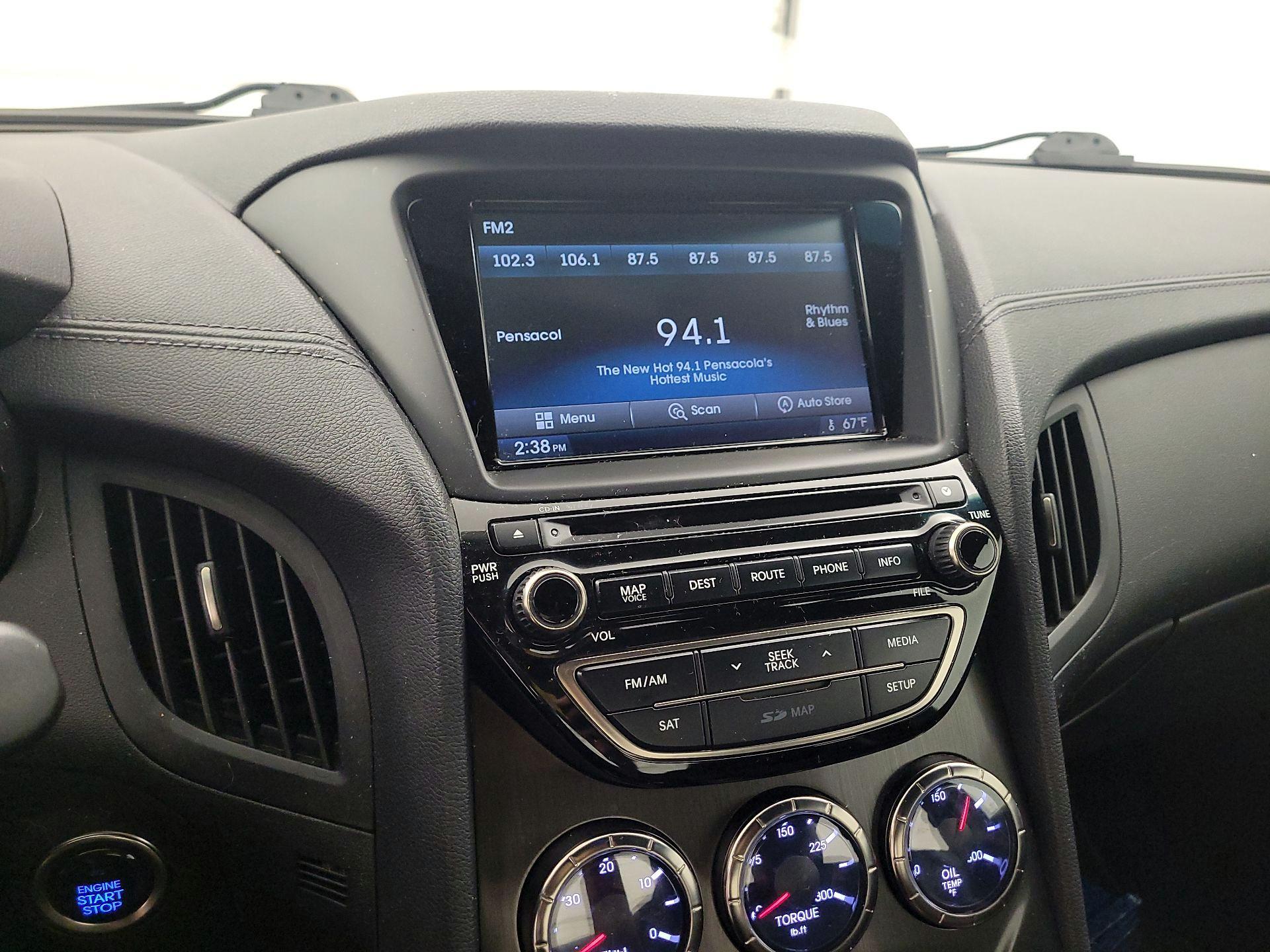 Thumbnail: 2016 Hyundai Genesis - 14