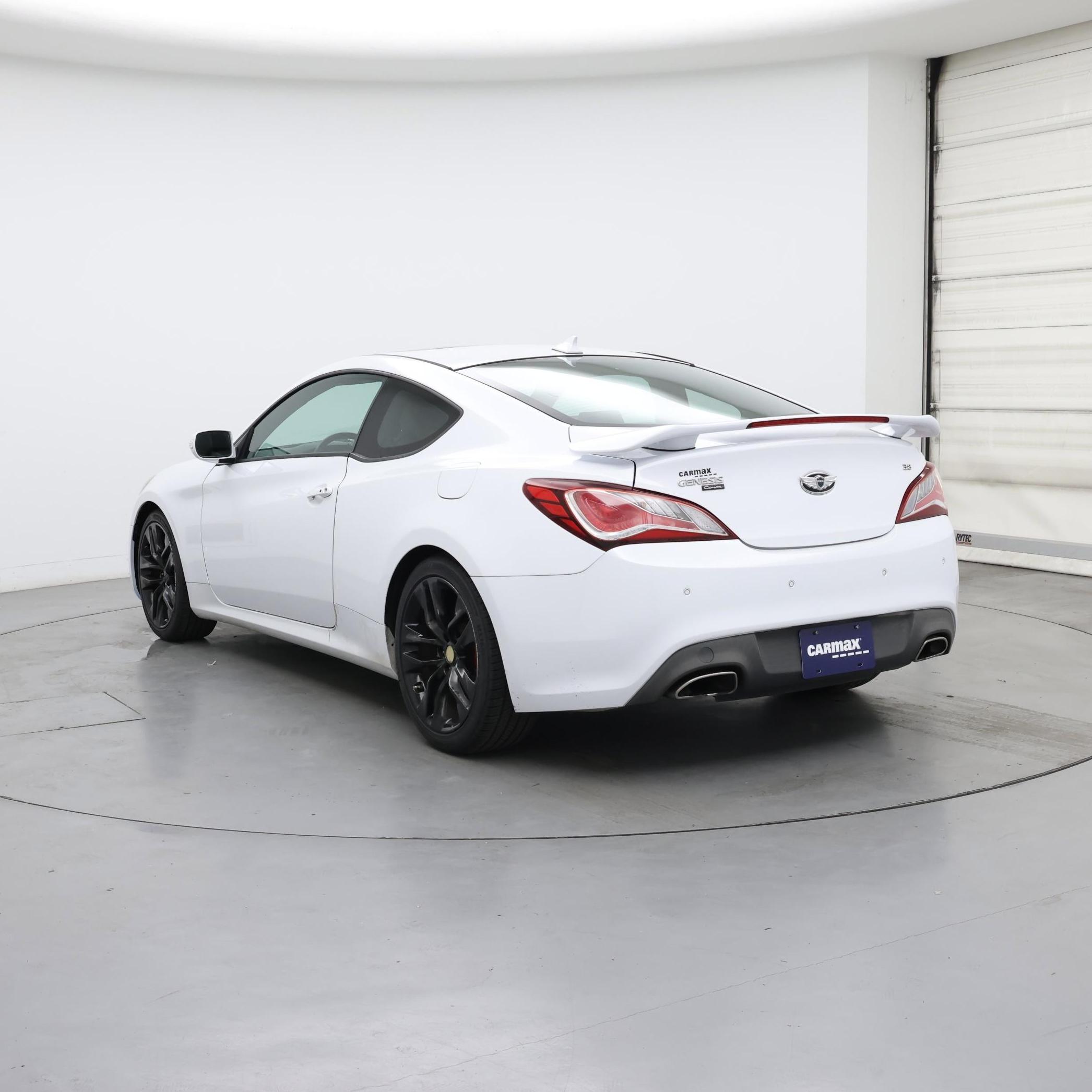 Thumbnail: 2016 Hyundai Genesis - 2