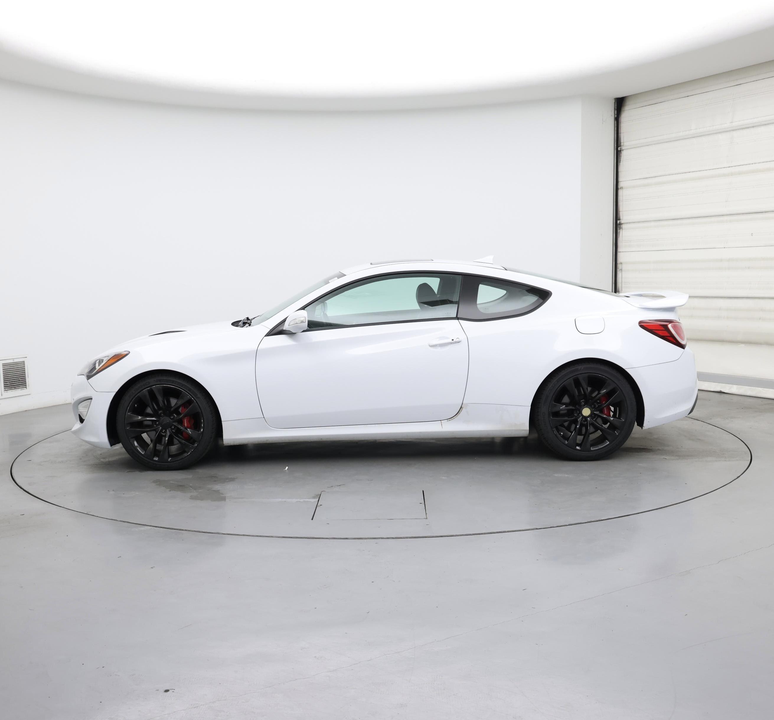 Thumbnail: 2016 Hyundai Genesis - 3