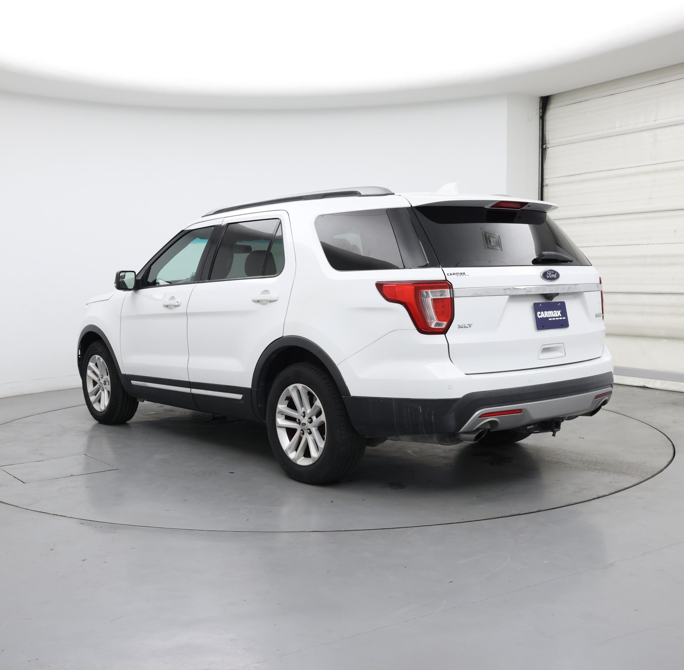 Thumbnail: 2017 Ford Explorer - 2