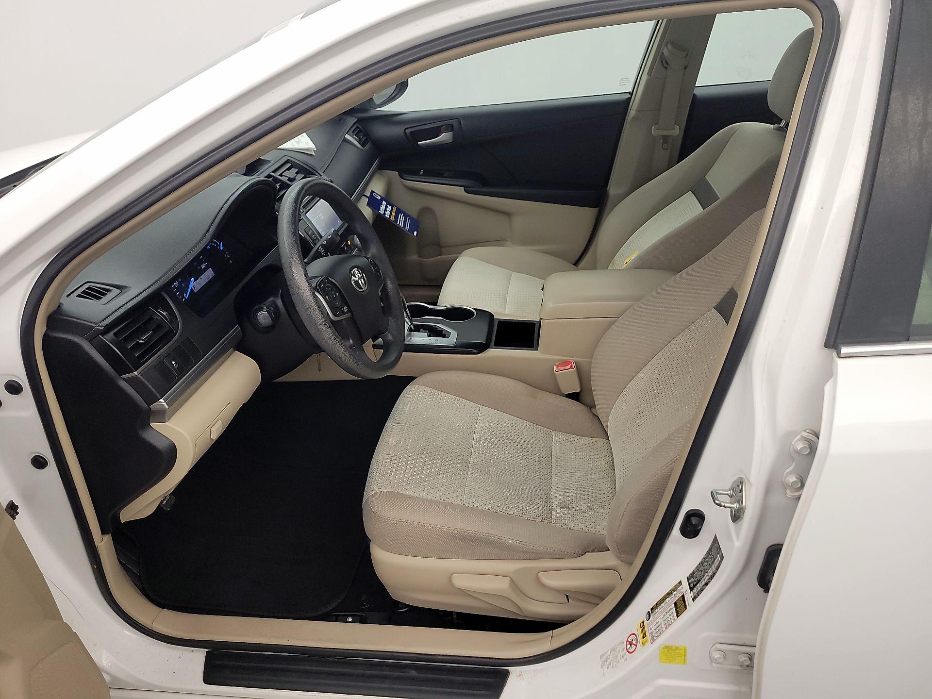 Thumbnail: 2014 Toyota Camry - 11