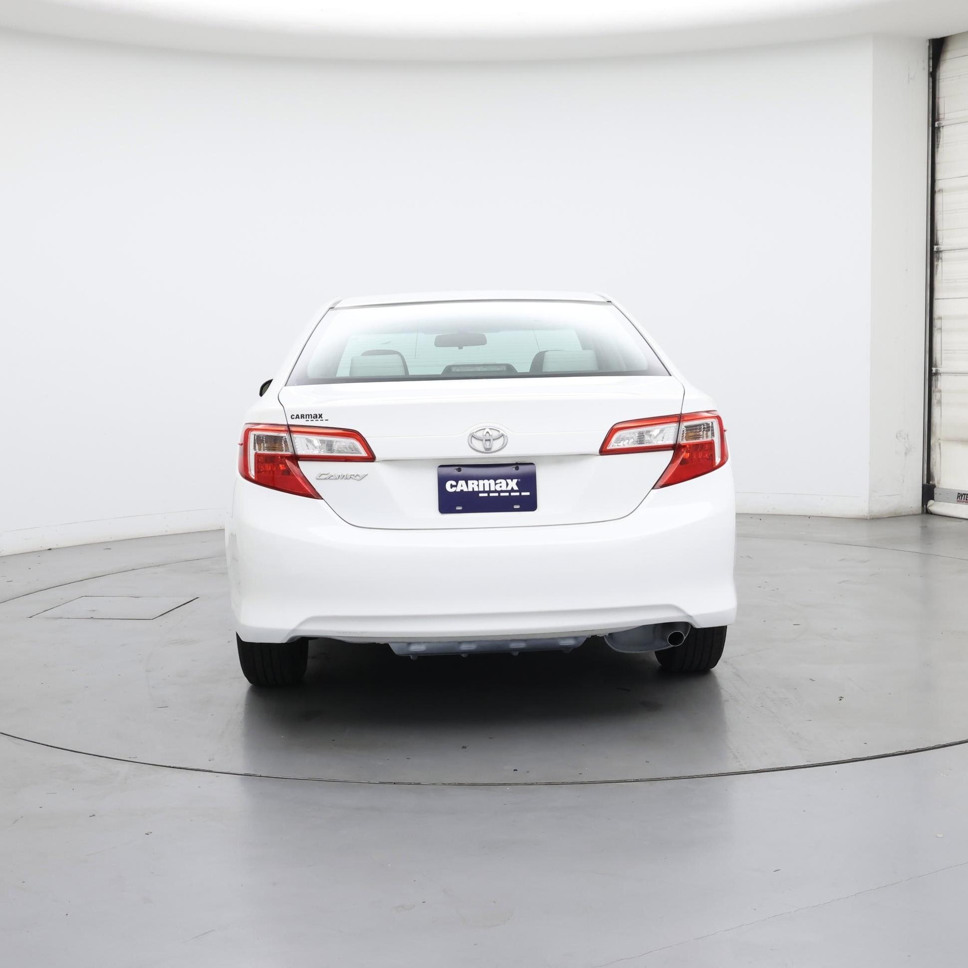 Thumbnail: 2014 Toyota Camry - 6