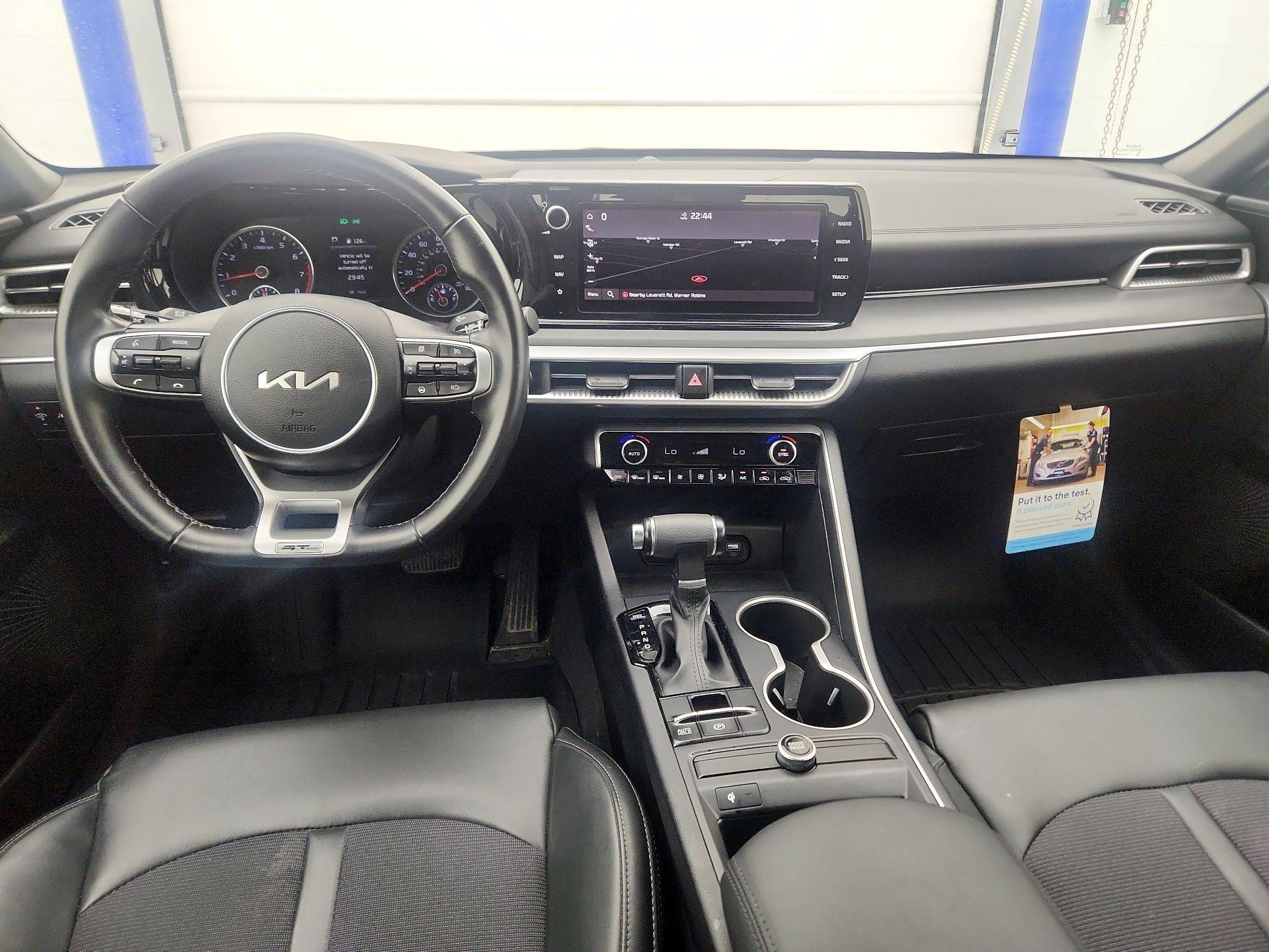 Thumbnail: 2023 Kia K5 - 9