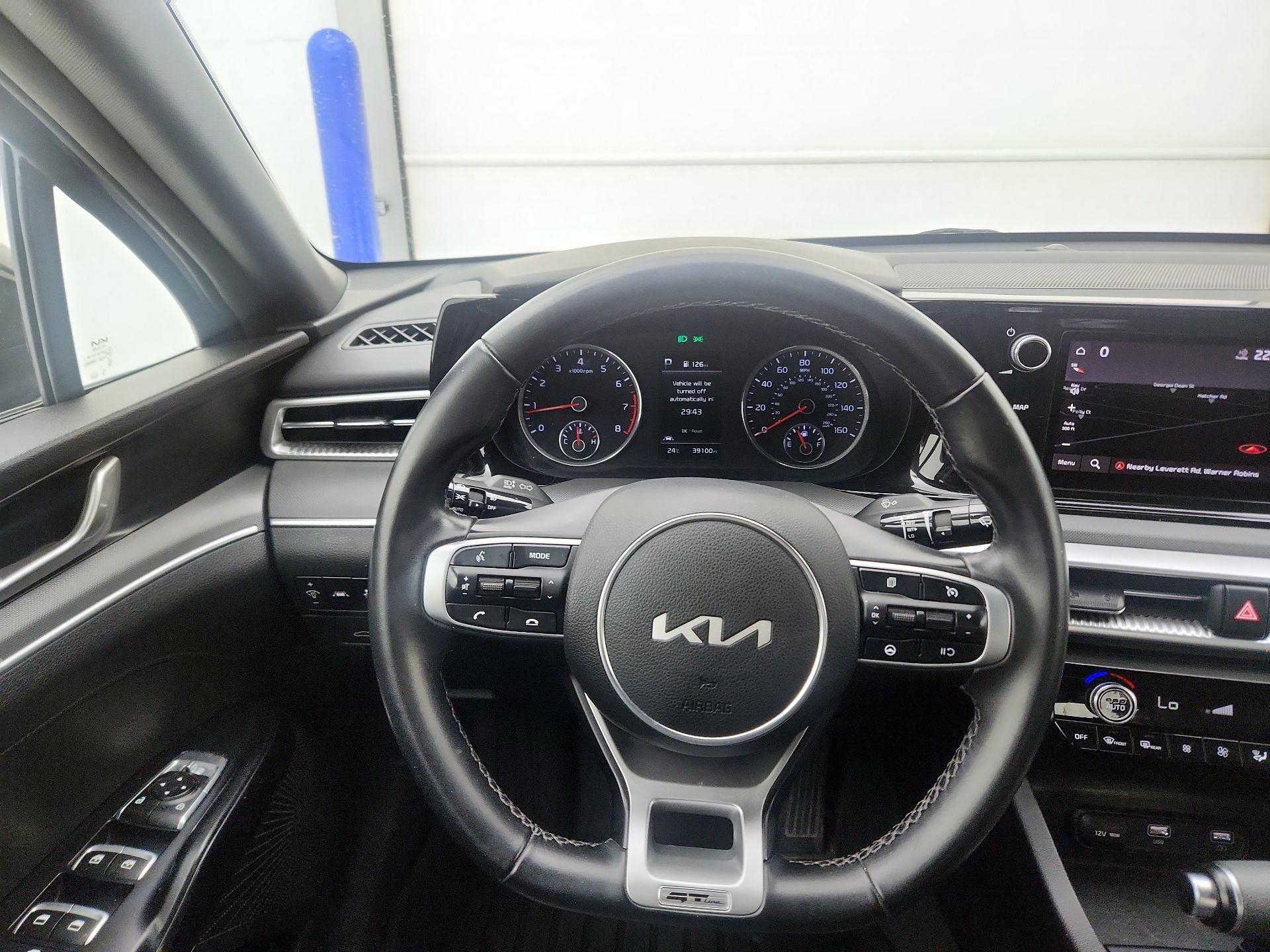 Thumbnail: 2023 Kia K5 - 10