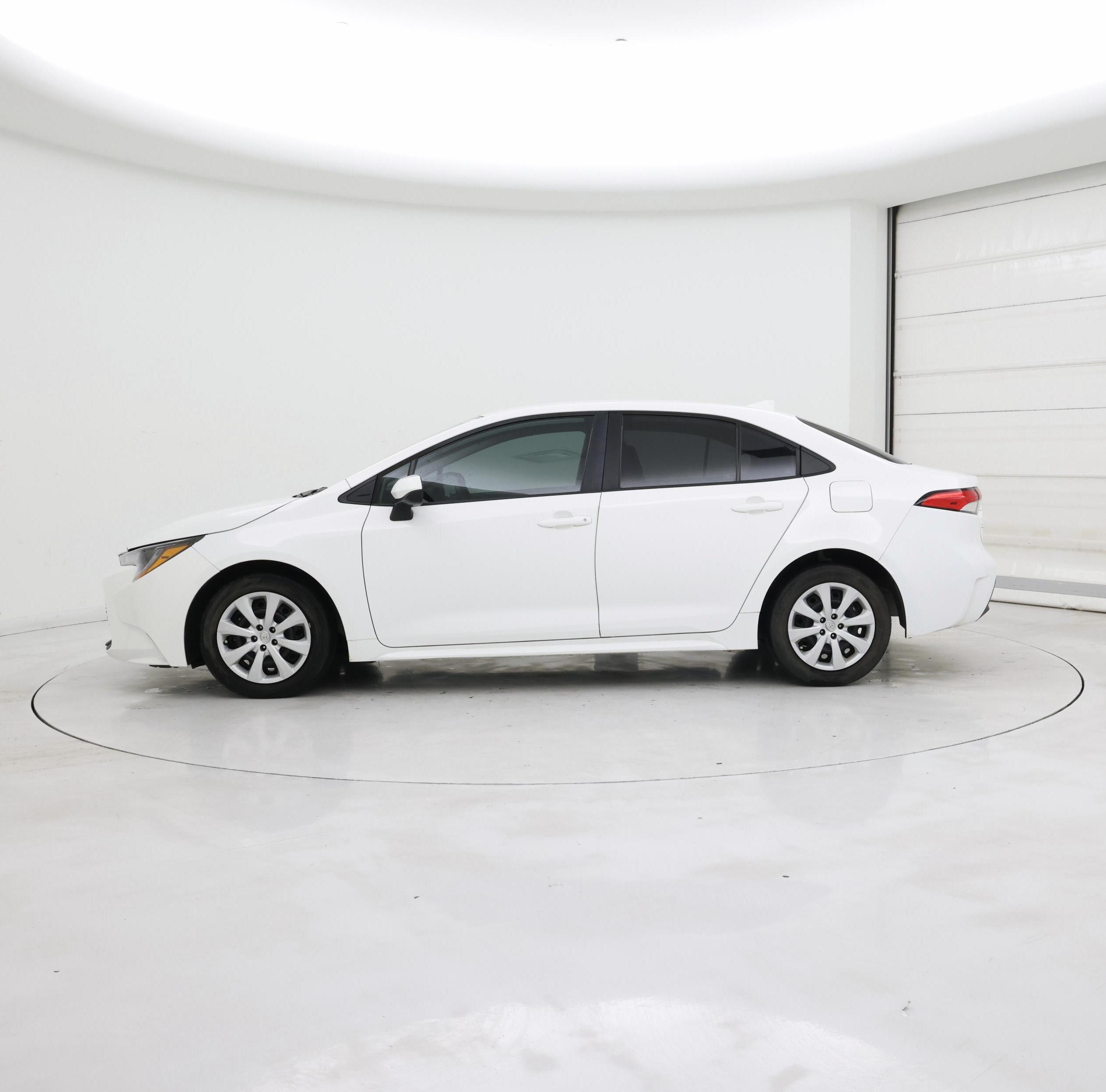 Thumbnail: 2023 Toyota Corolla - 3