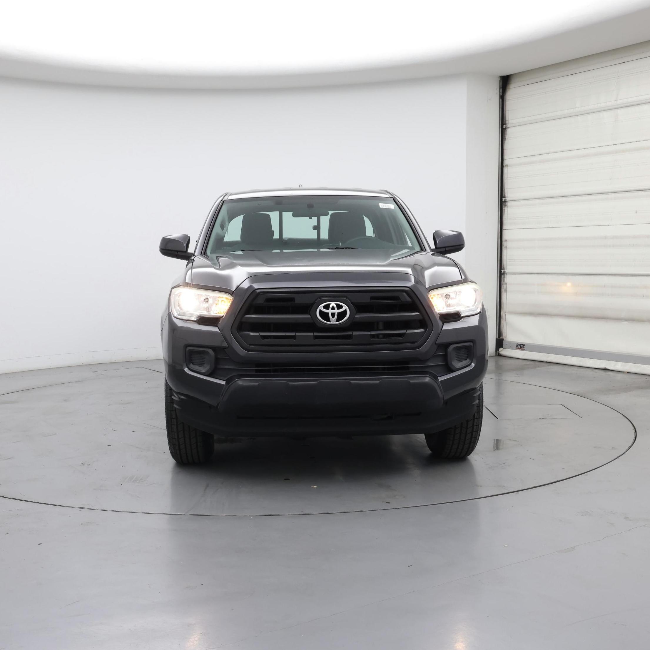 Thumbnail: 2017 Toyota Tacoma - 5