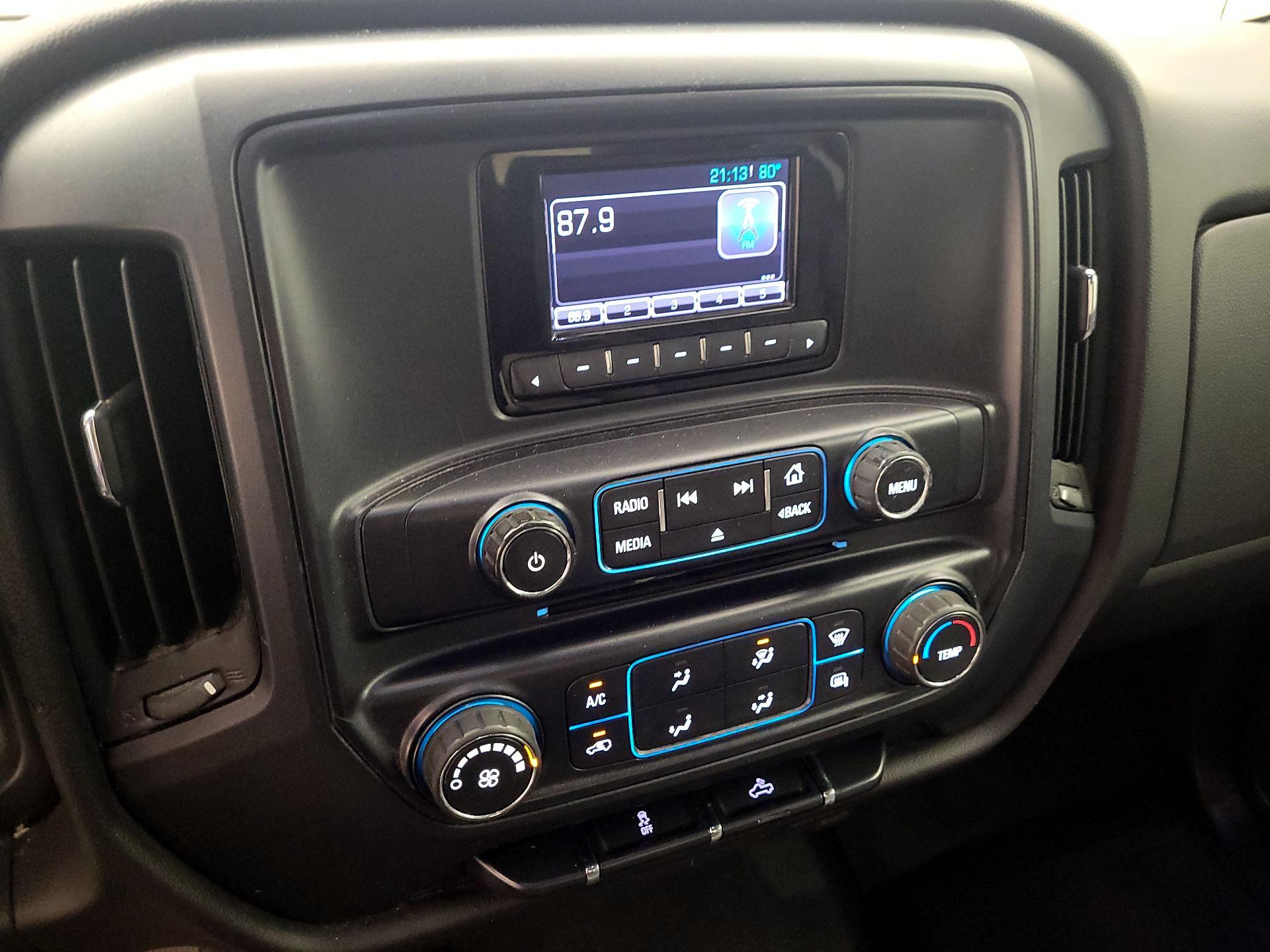 Thumbnail: 2015 Chevrolet Silverado 1500 - 14