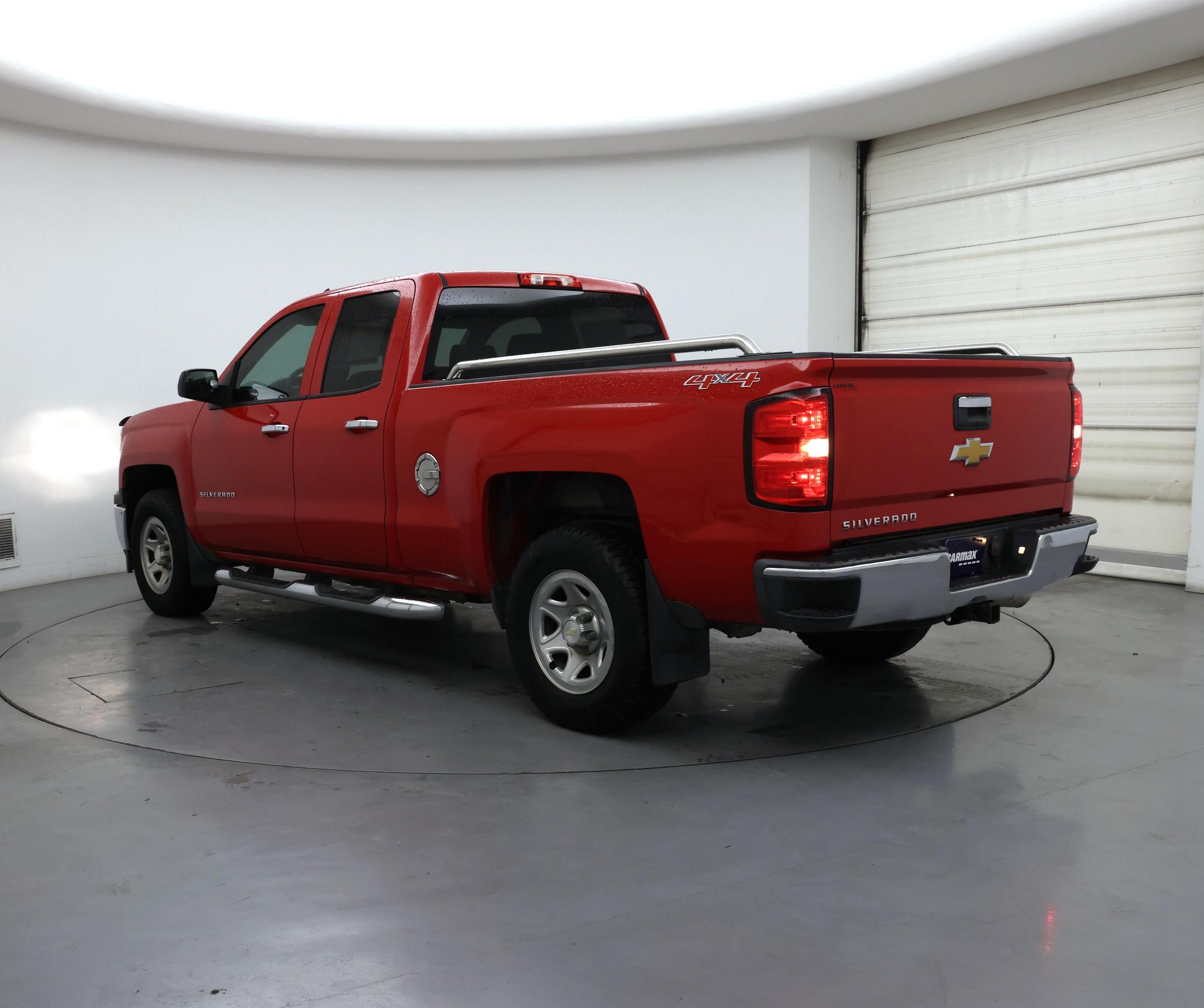 Thumbnail: 2015 Chevrolet Silverado 1500 - 2