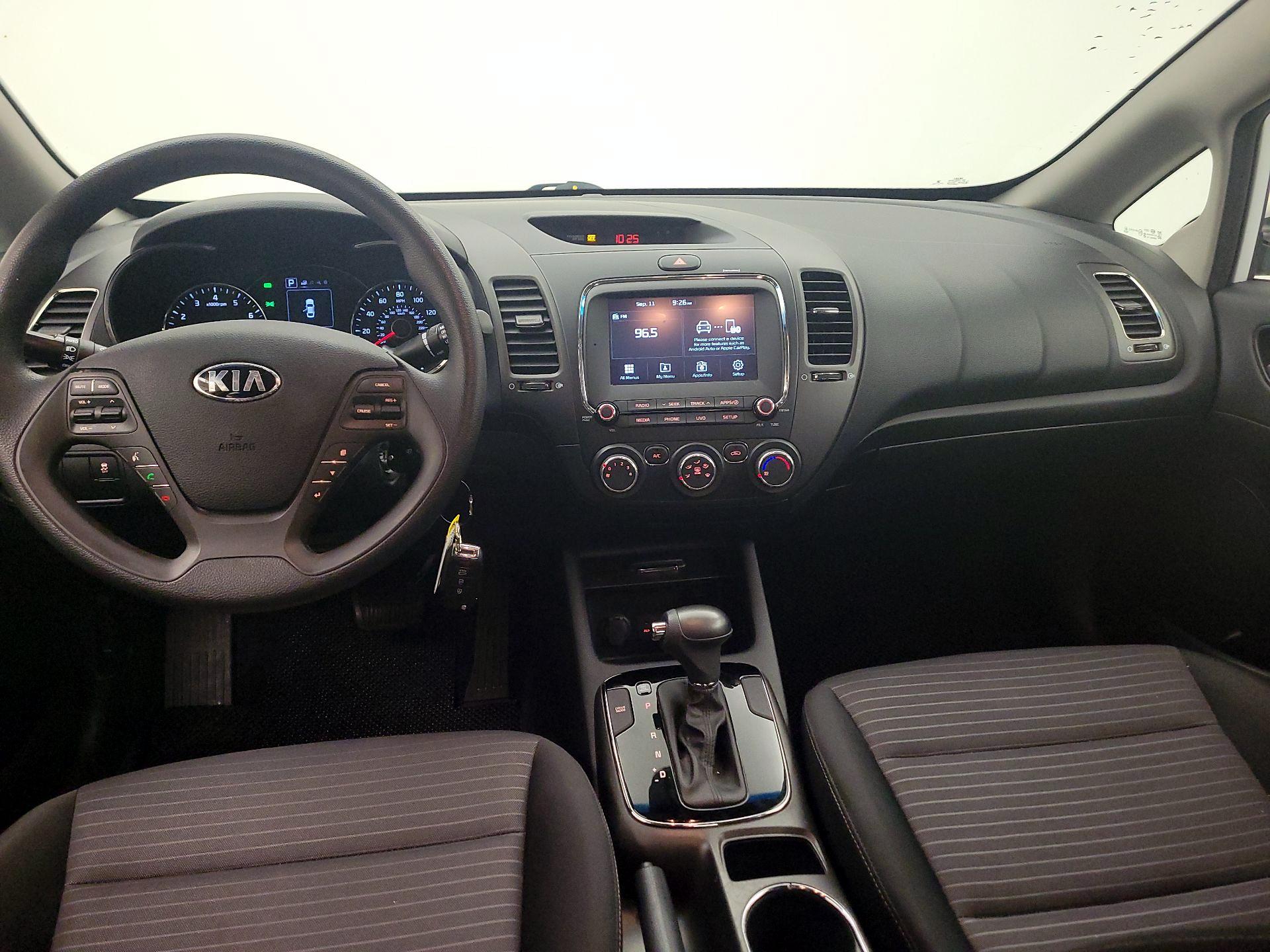 Thumbnail: 2018 Kia Forte - 9