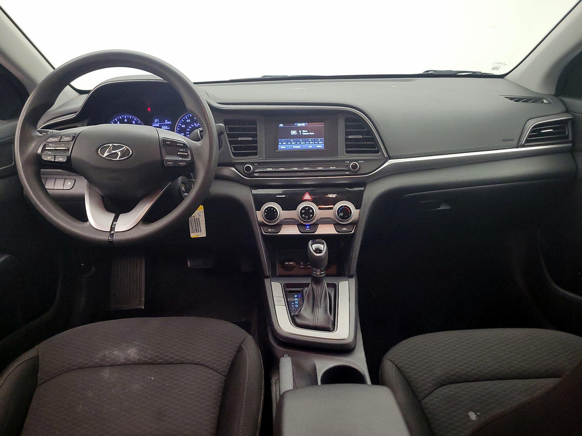 Thumbnail: 2019 Hyundai Elantra - 9