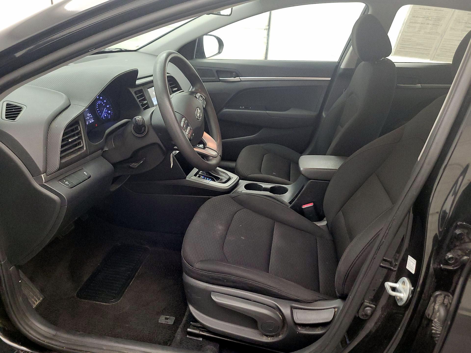 Thumbnail: 2019 Hyundai Elantra - 11