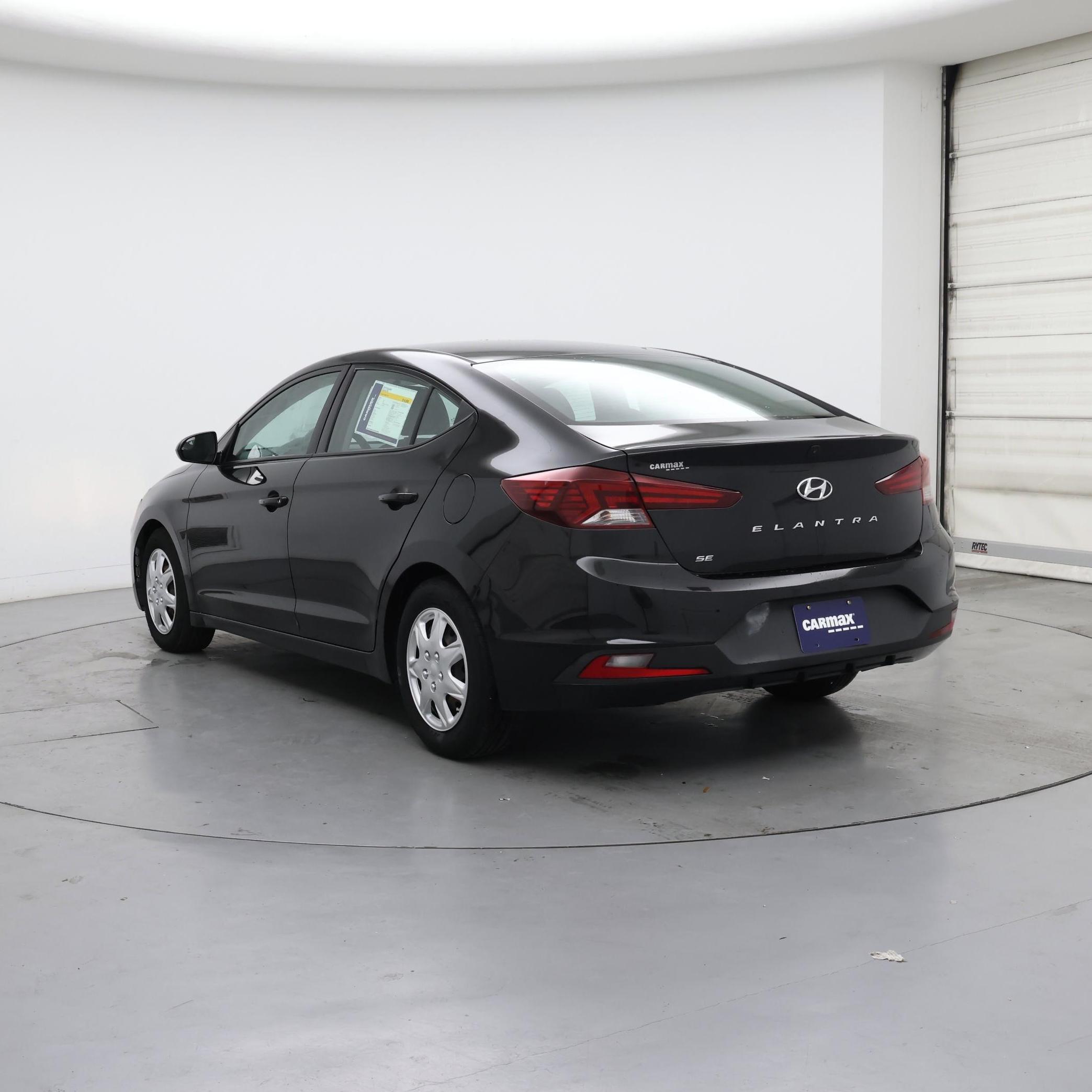 Thumbnail: 2019 Hyundai Elantra - 2