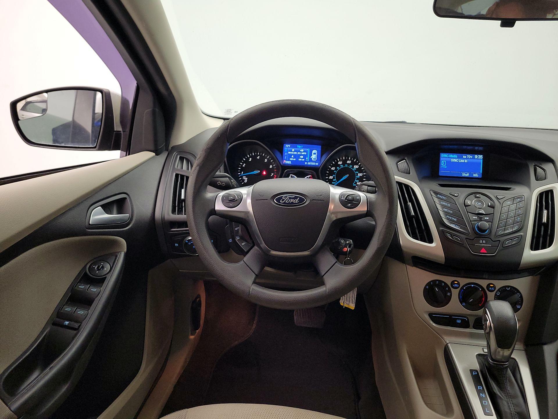 Thumbnail: 2014 Ford Focus - 10
