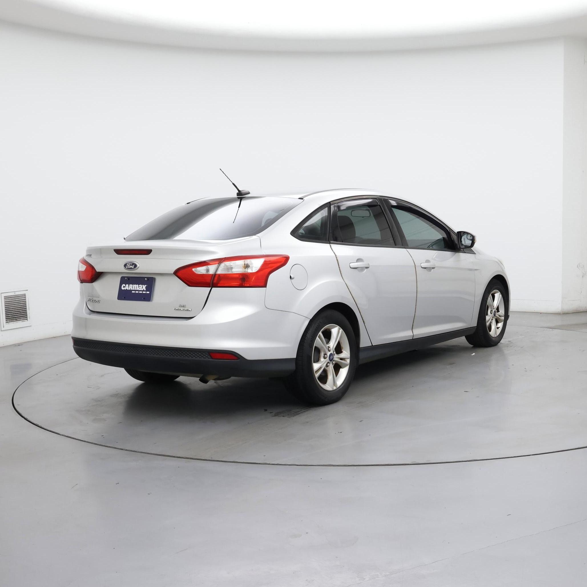 Thumbnail: 2014 Ford Focus - 8